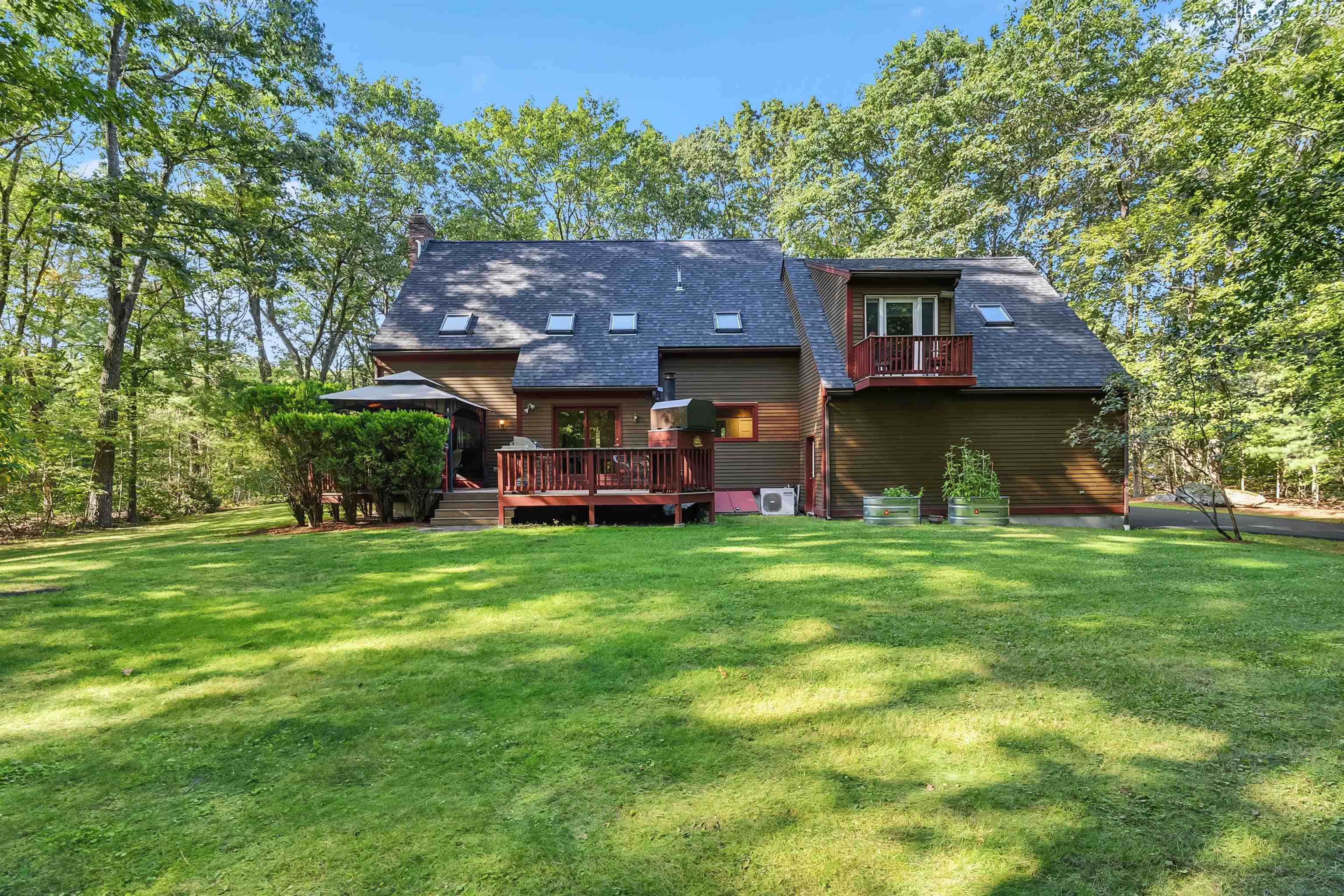7 Deer Run Road