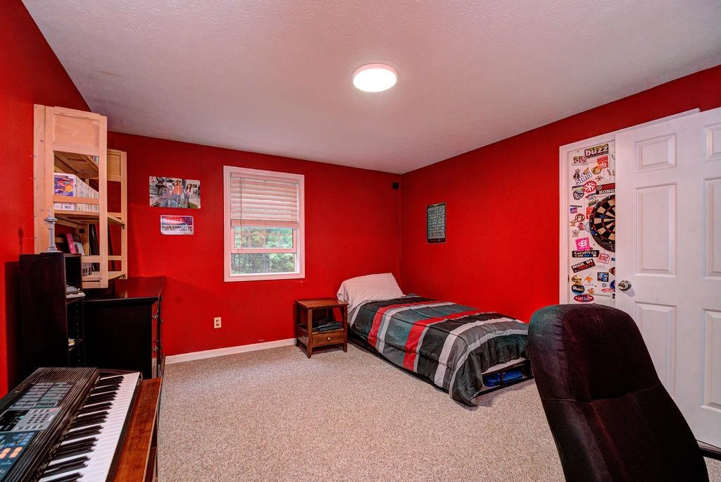 10 Raven Drive