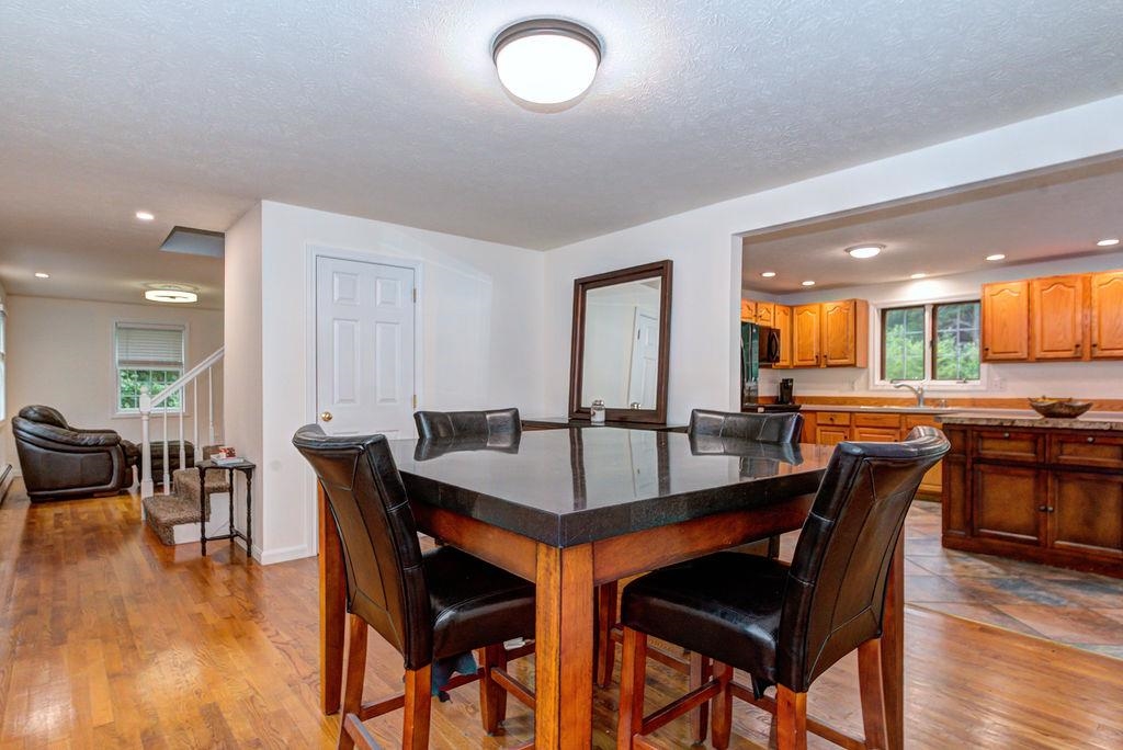 10 Raven Drive