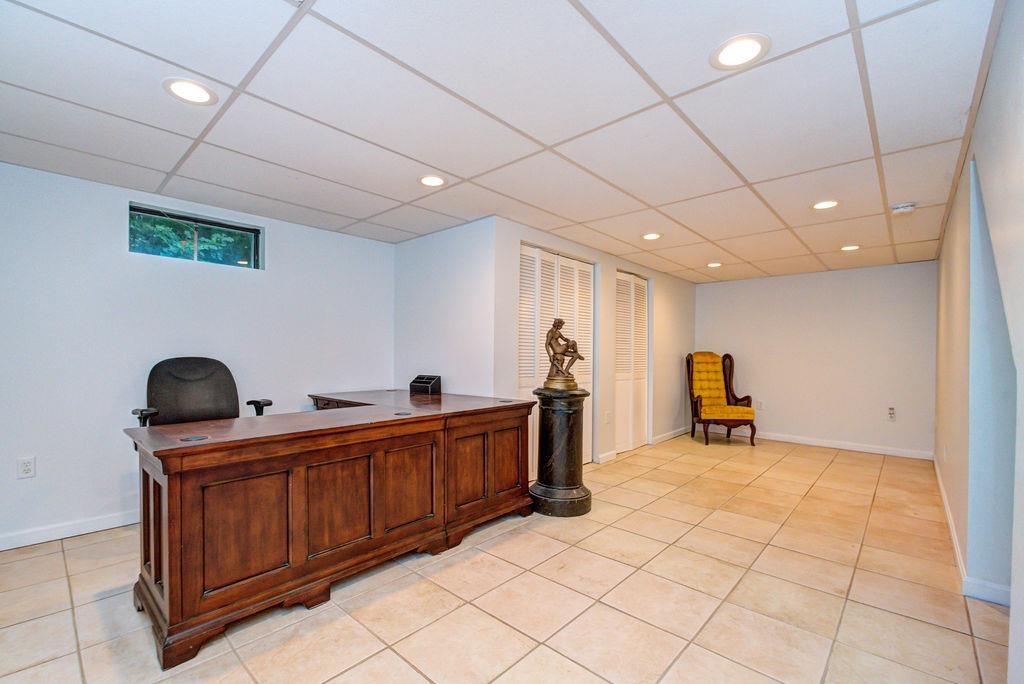 10 Raven Drive
