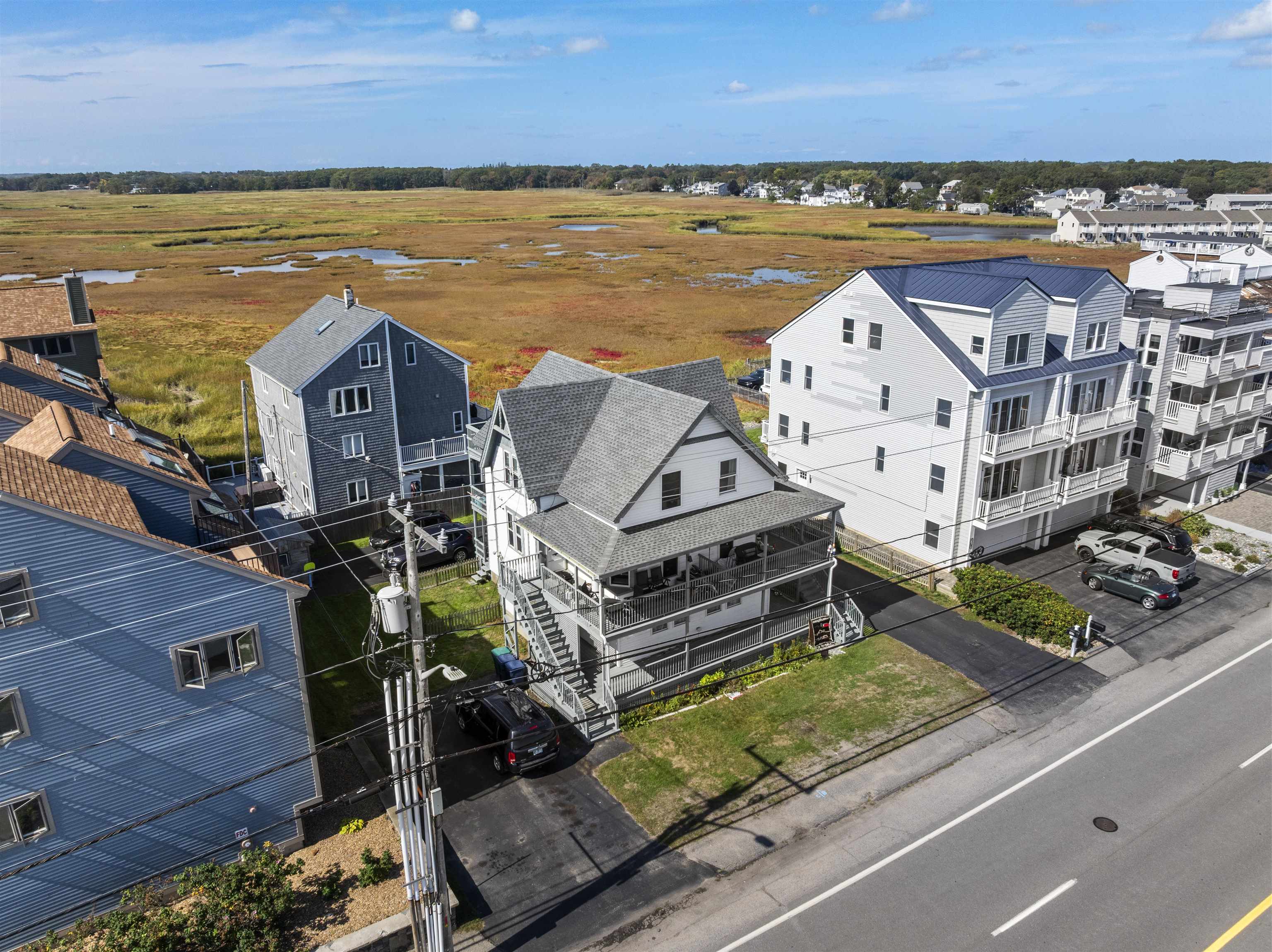 585 Ocean Boulevard