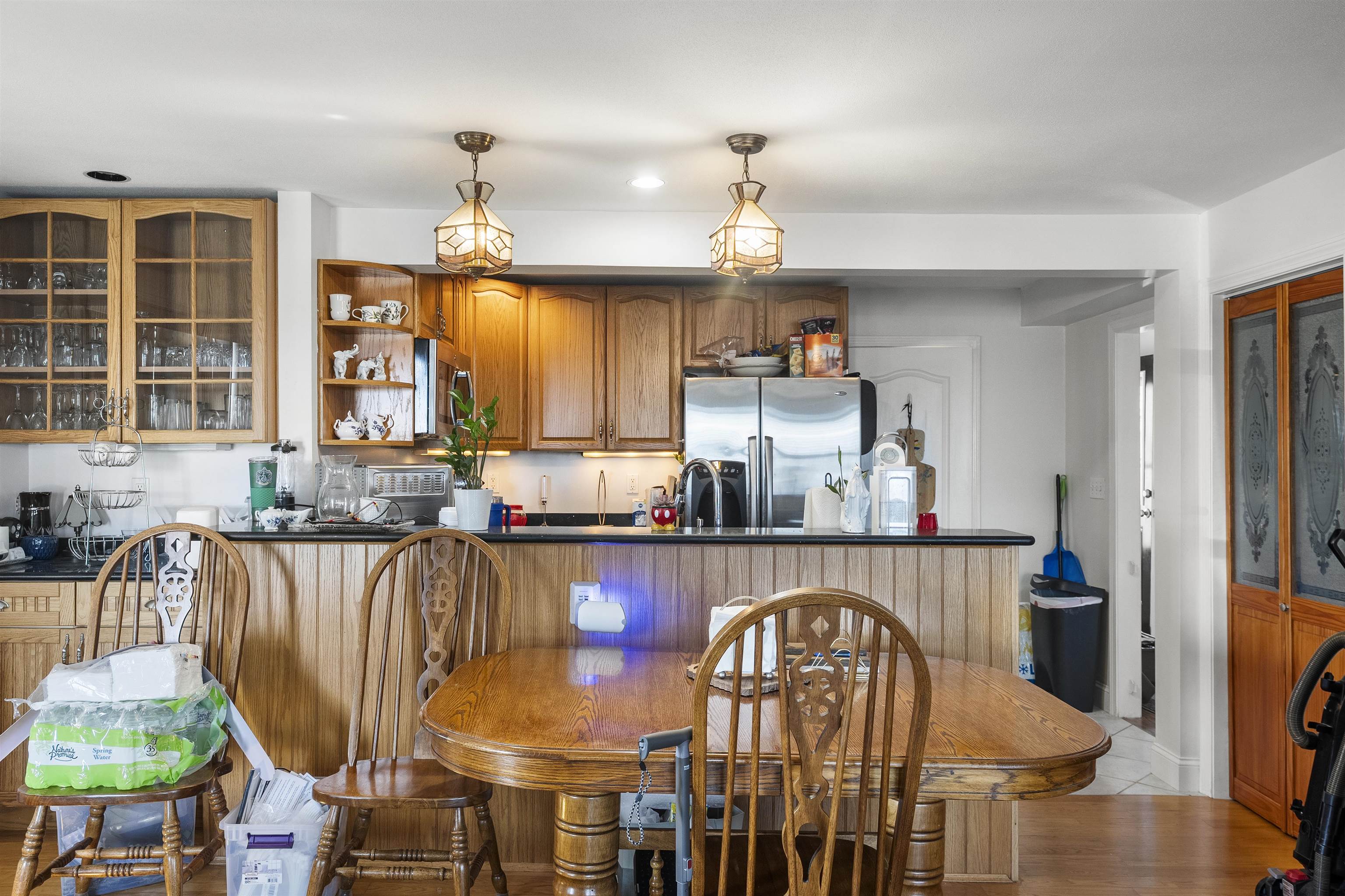 585 Ocean Boulevard