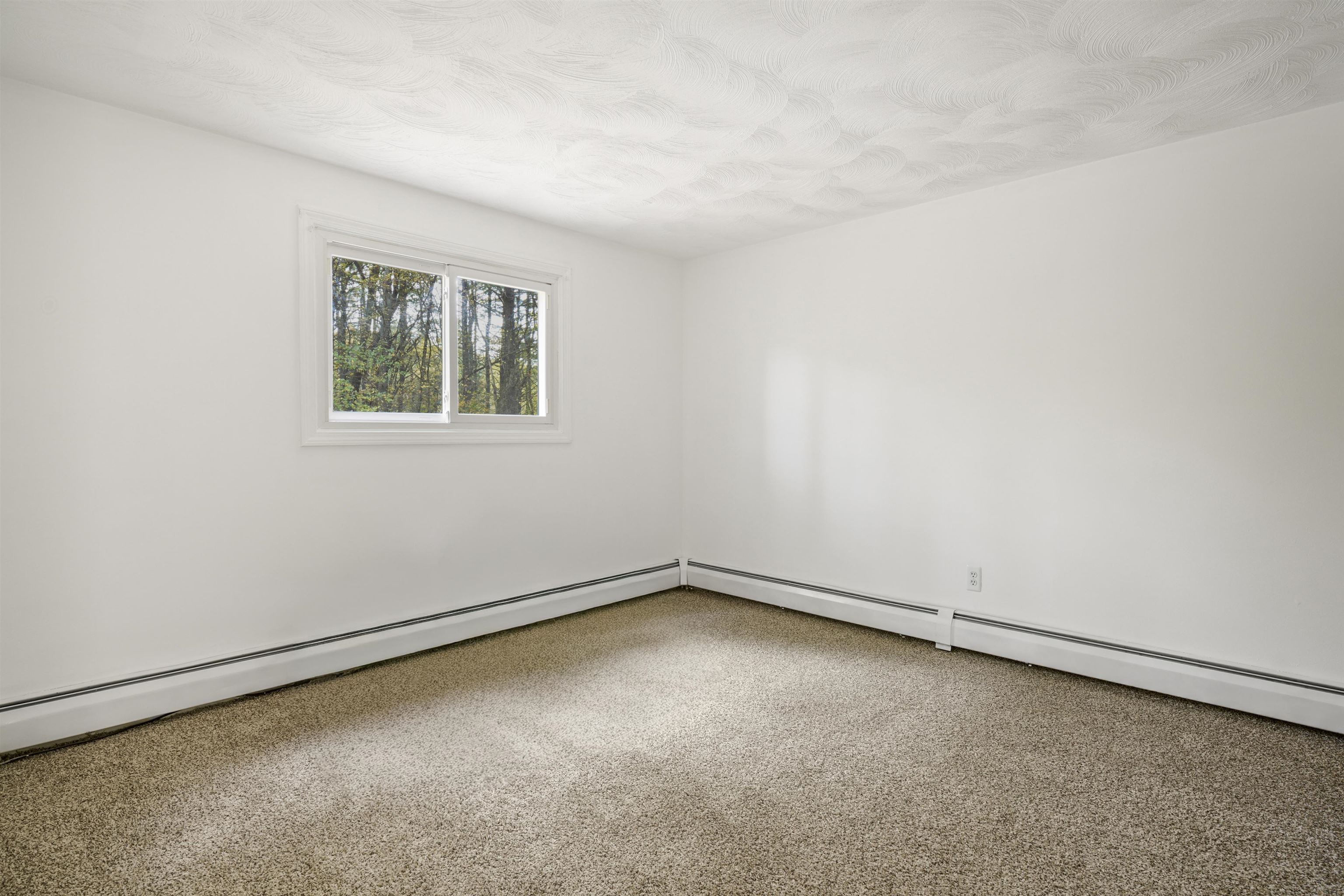 8 Iroquois Circle