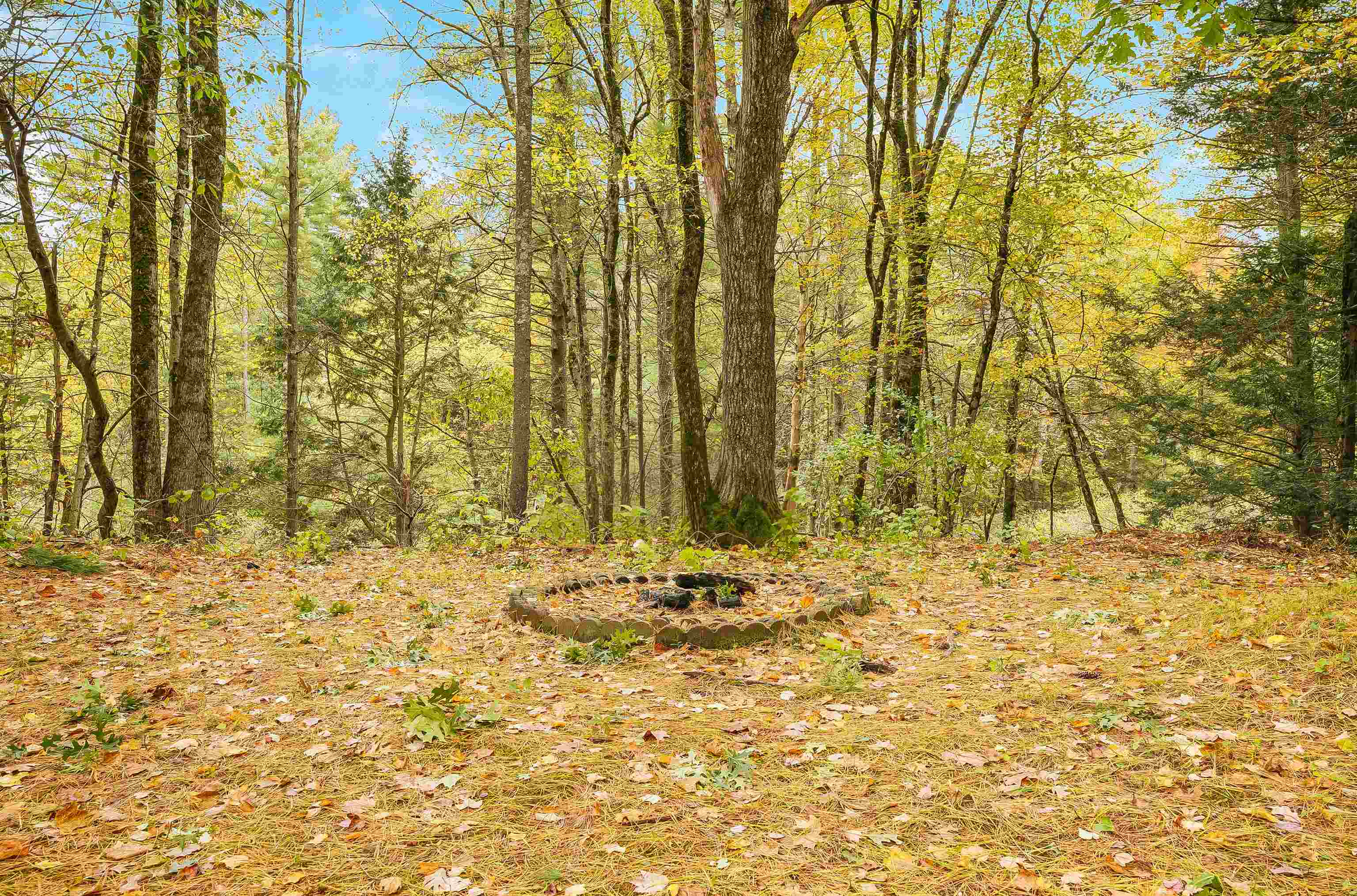 8 Iroquois Circle