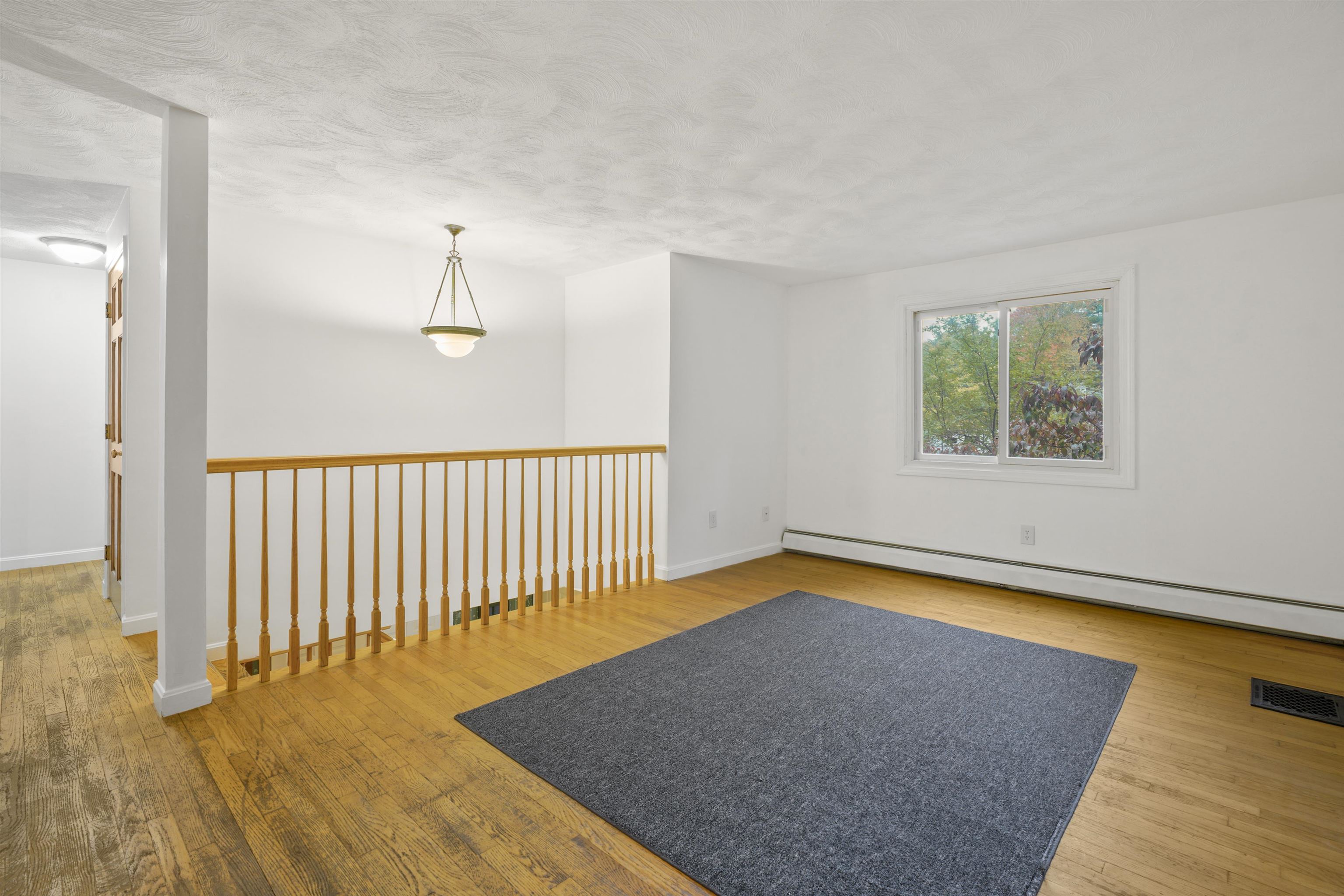 8 Iroquois Circle