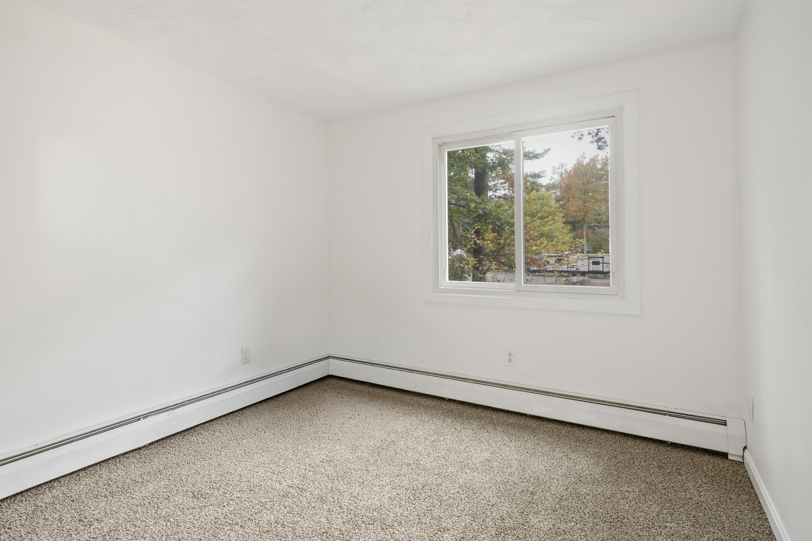 8 Iroquois Circle