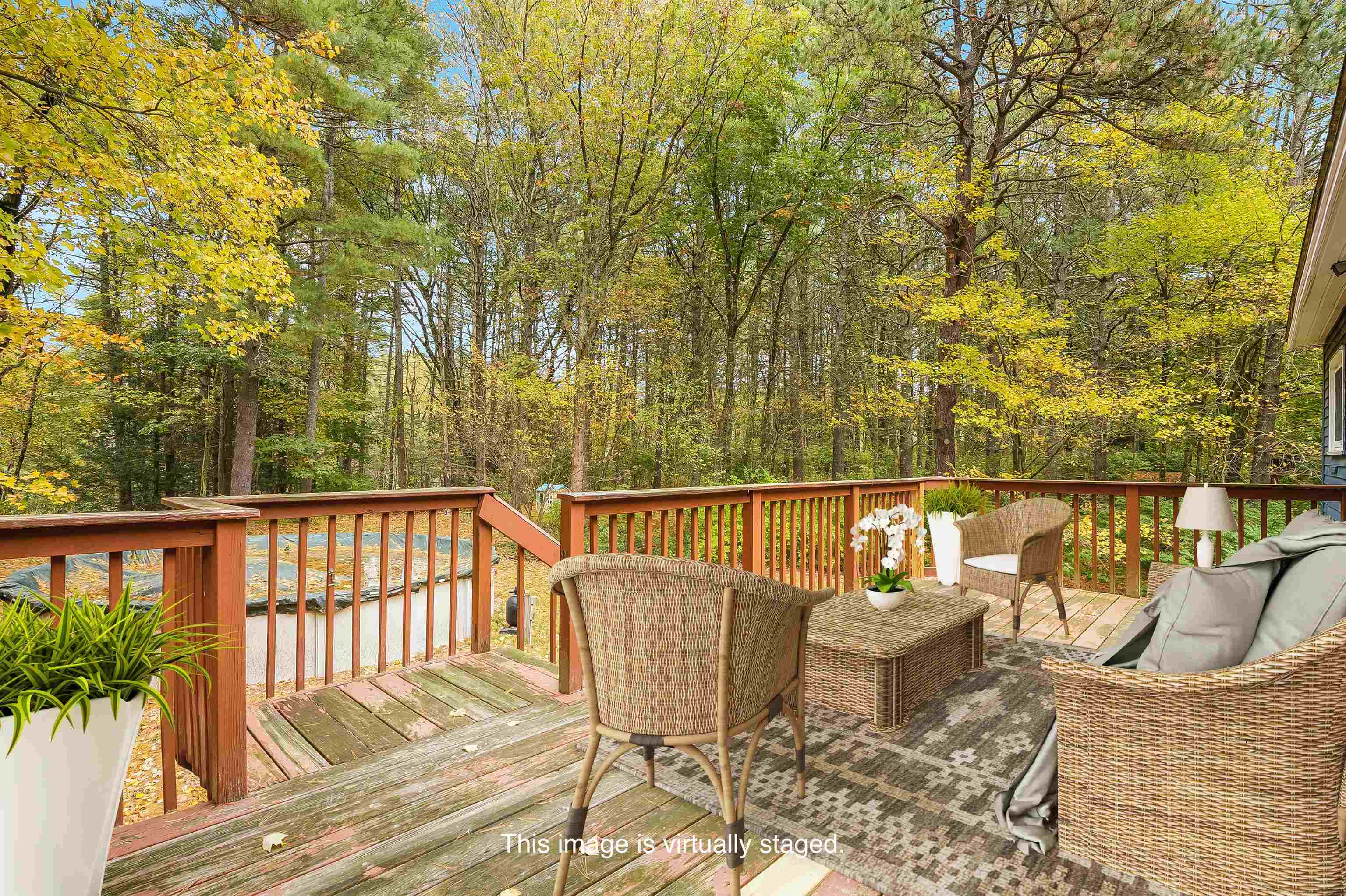 8 Iroquois Circle