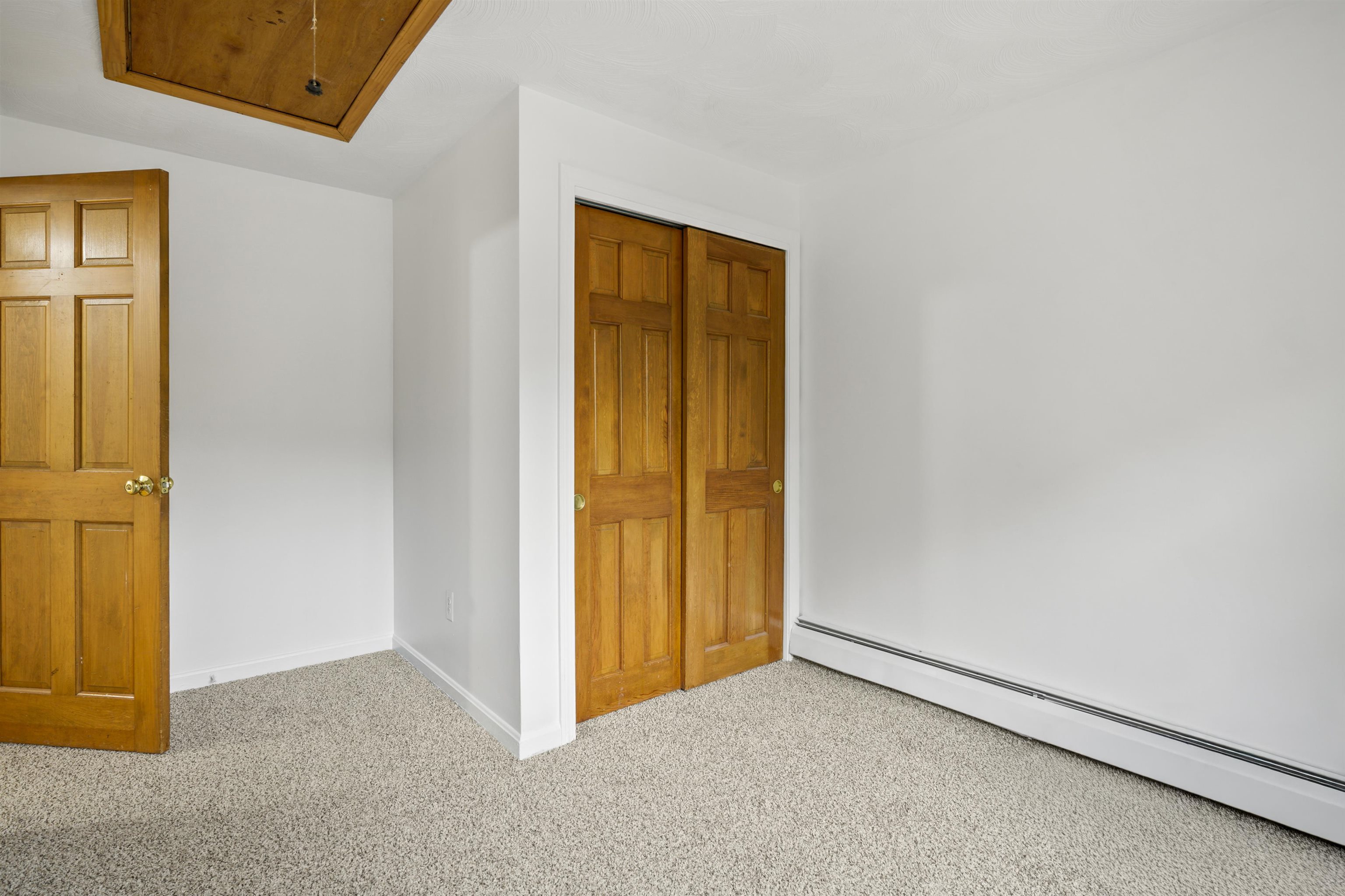 8 Iroquois Circle