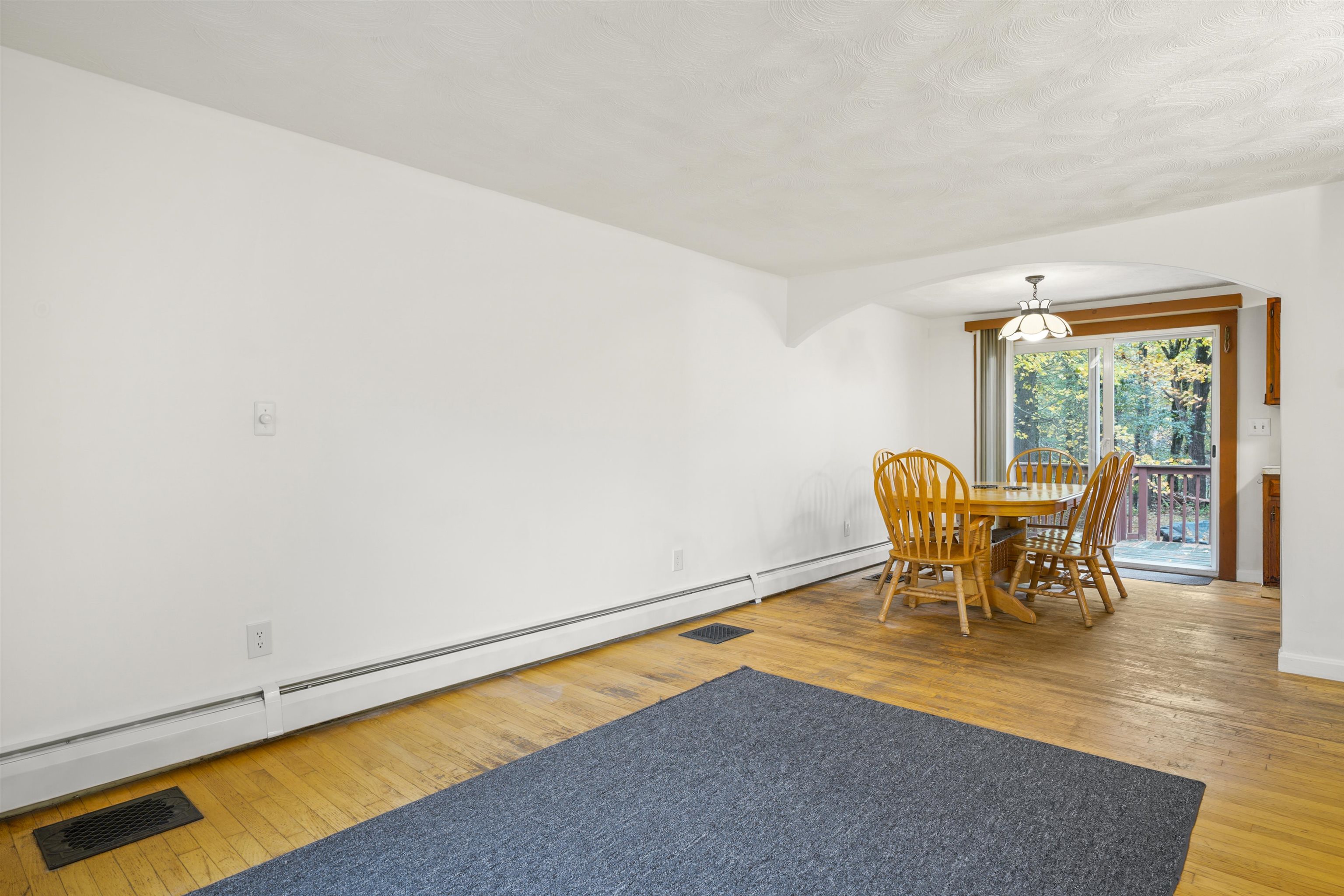 8 Iroquois Circle