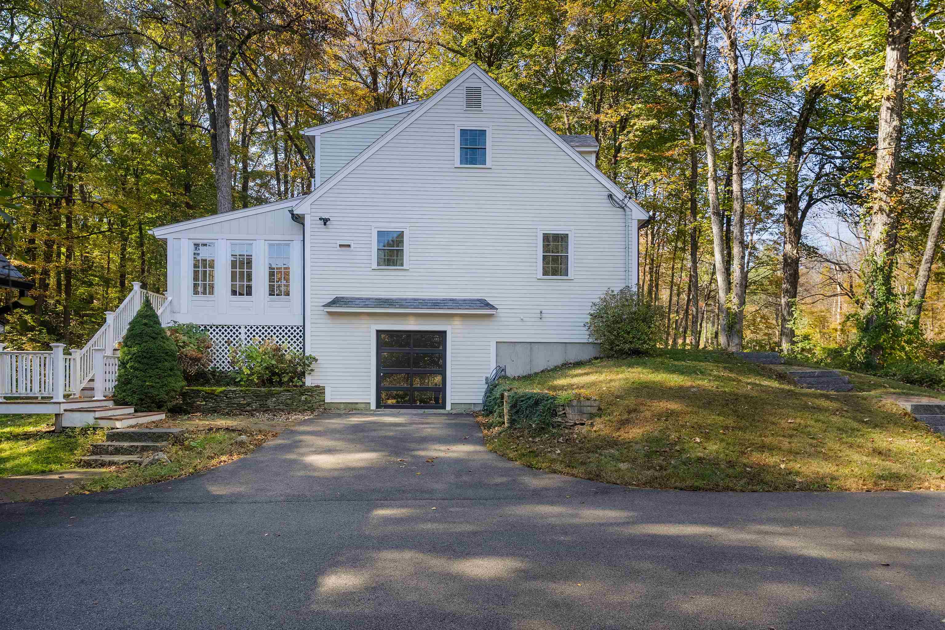 11 Nevins Road