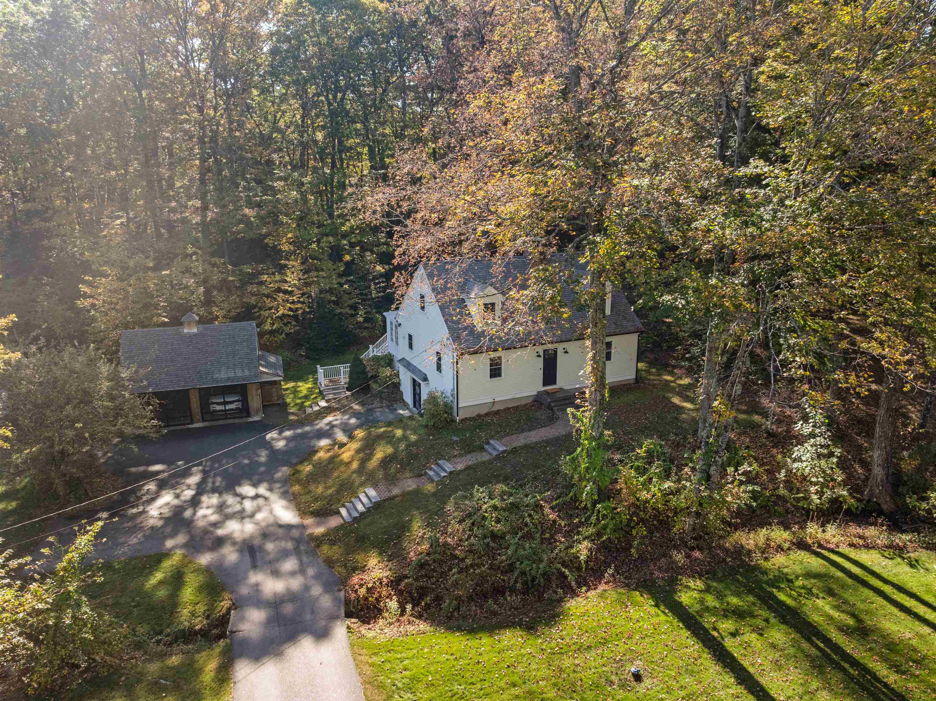 11 Nevins Road