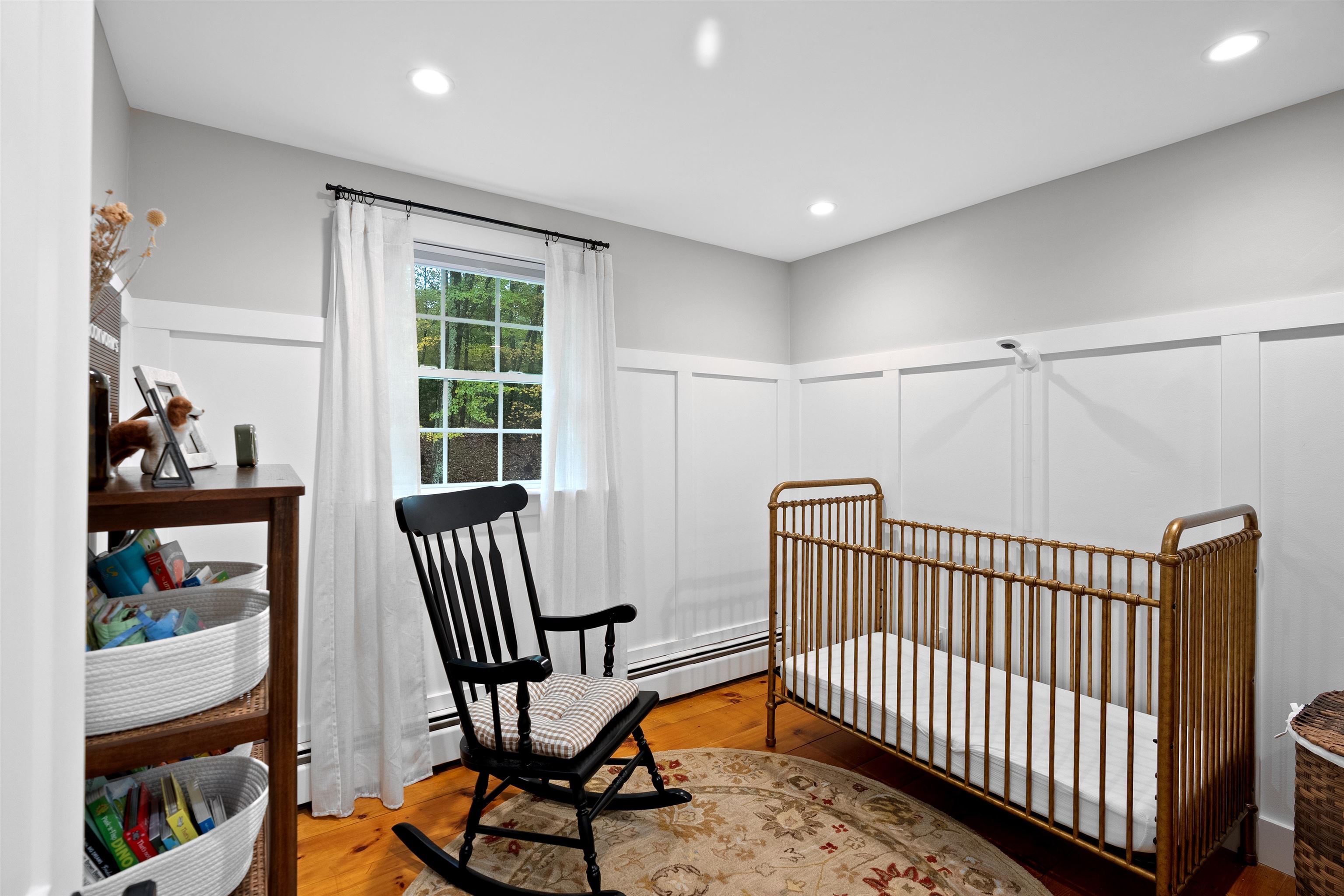 11 Nevins Road