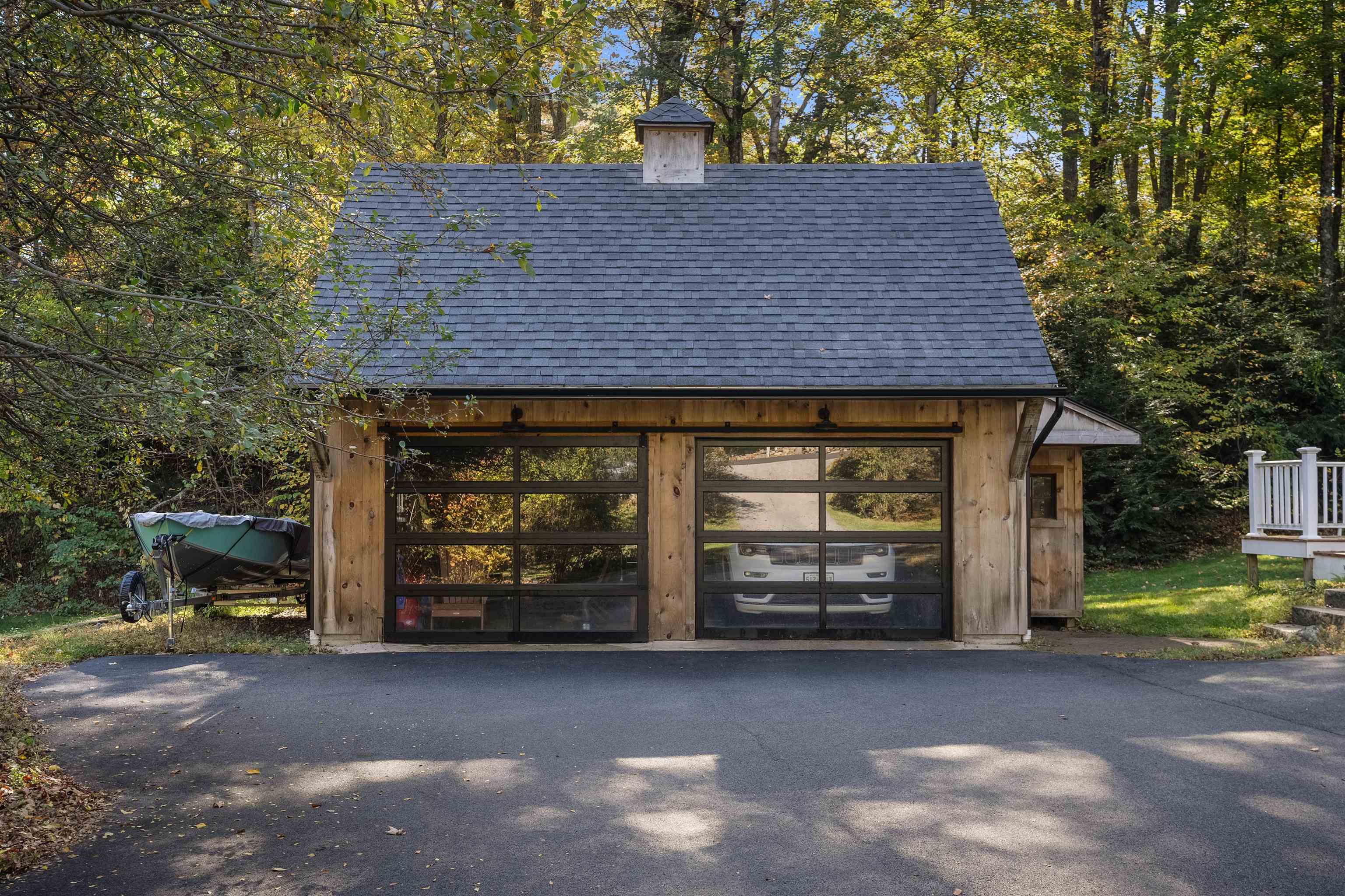 11 Nevins Road