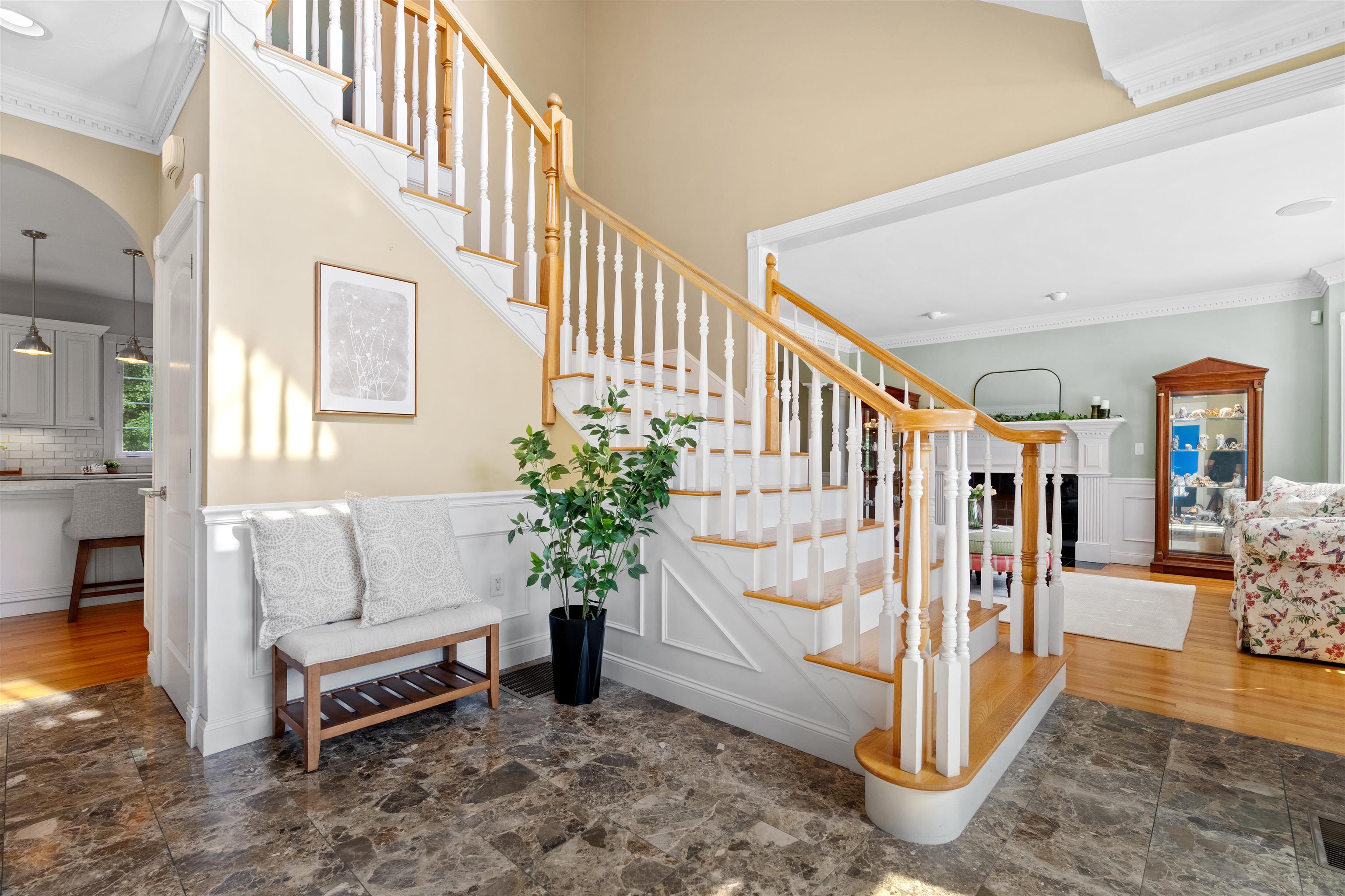 8 Arcadia Lane