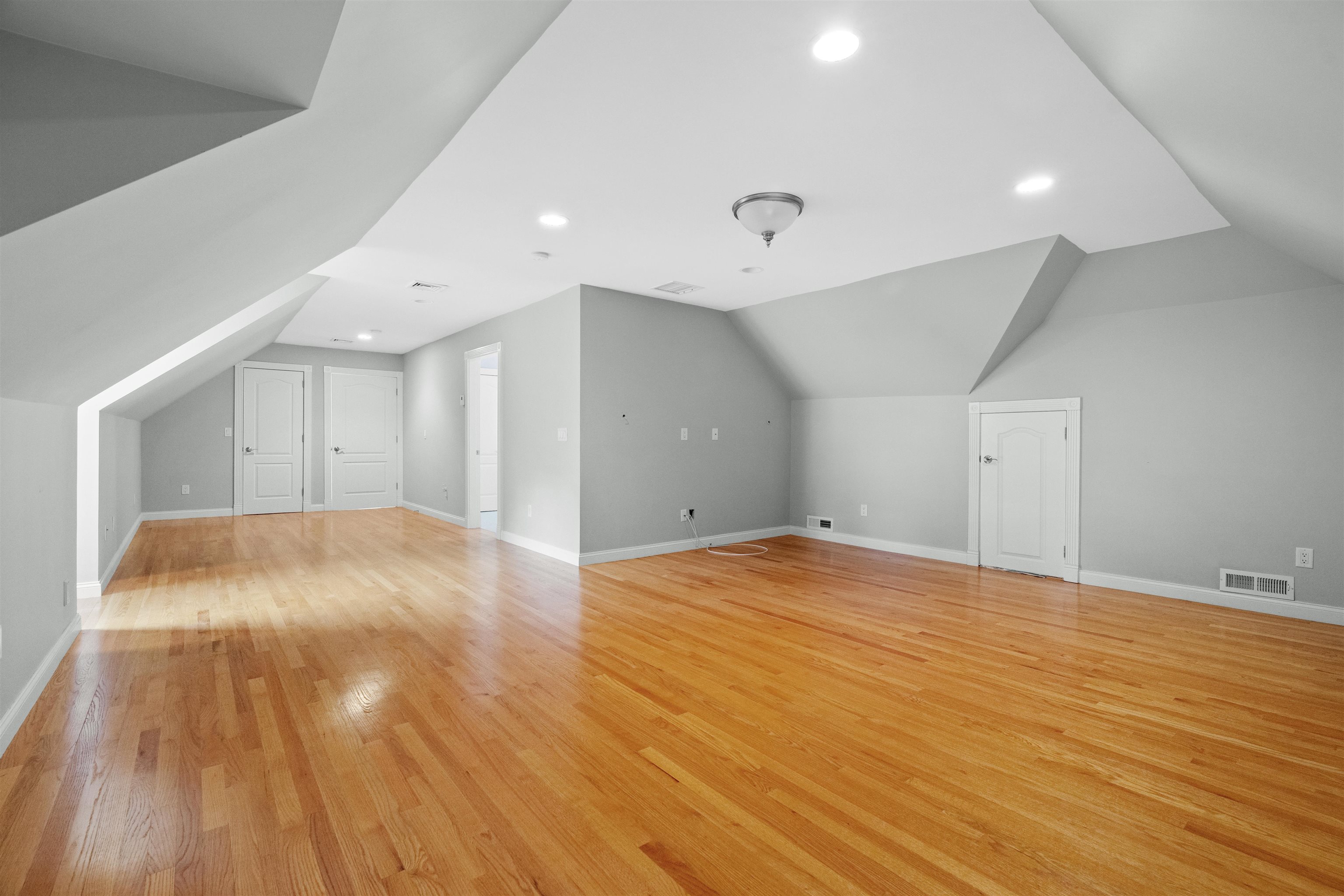 8 Arcadia Lane