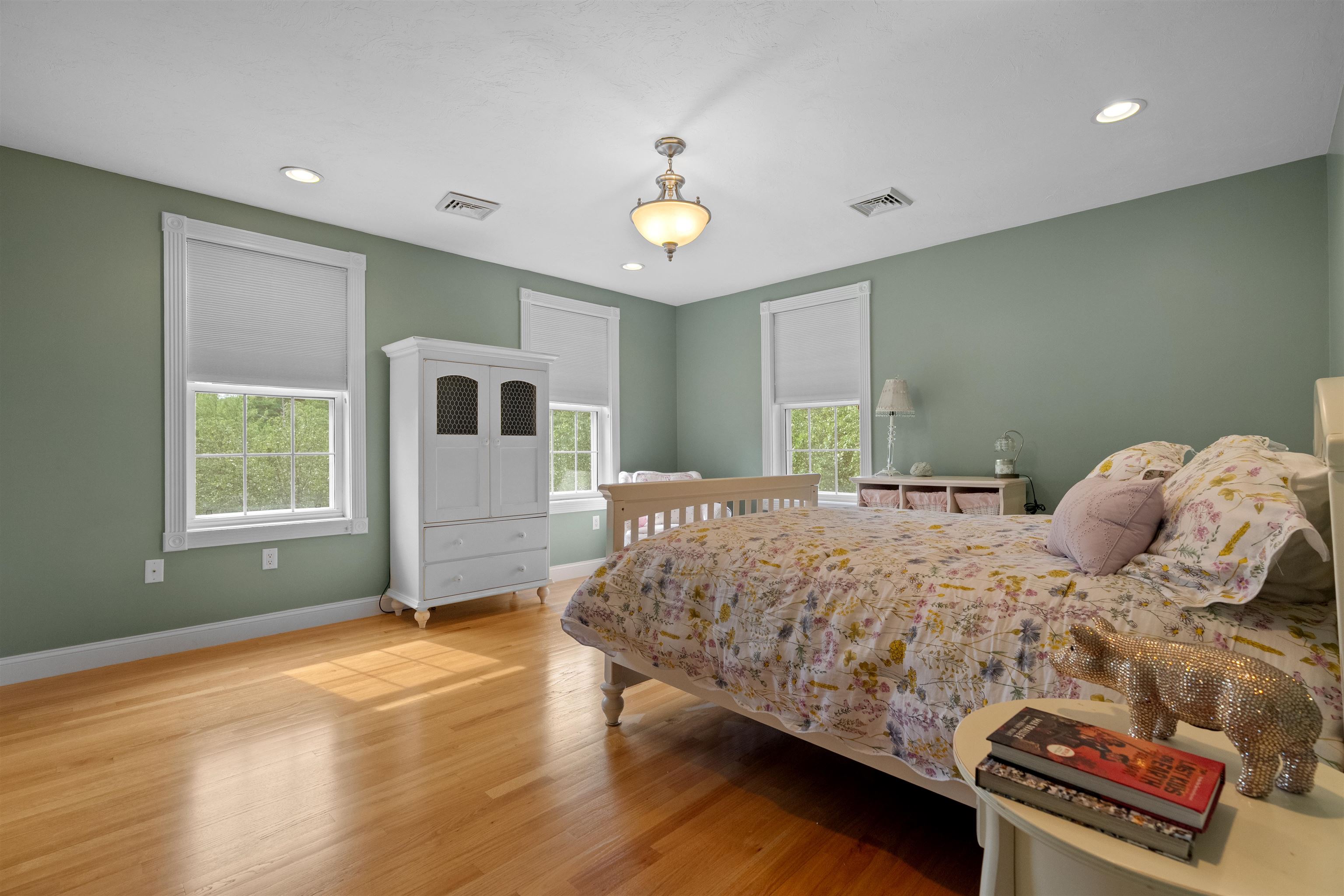 8 Arcadia Lane