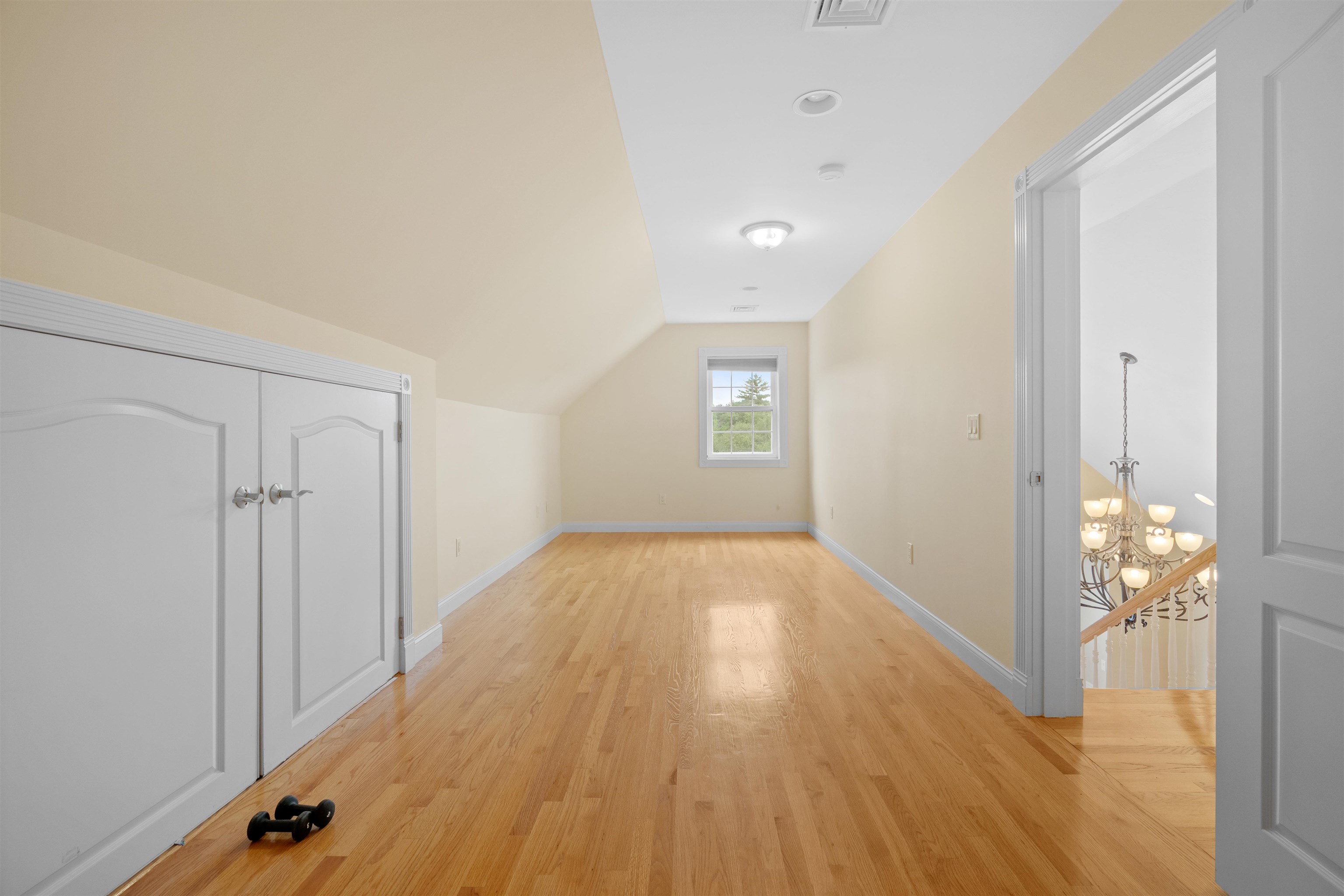 8 Arcadia Lane