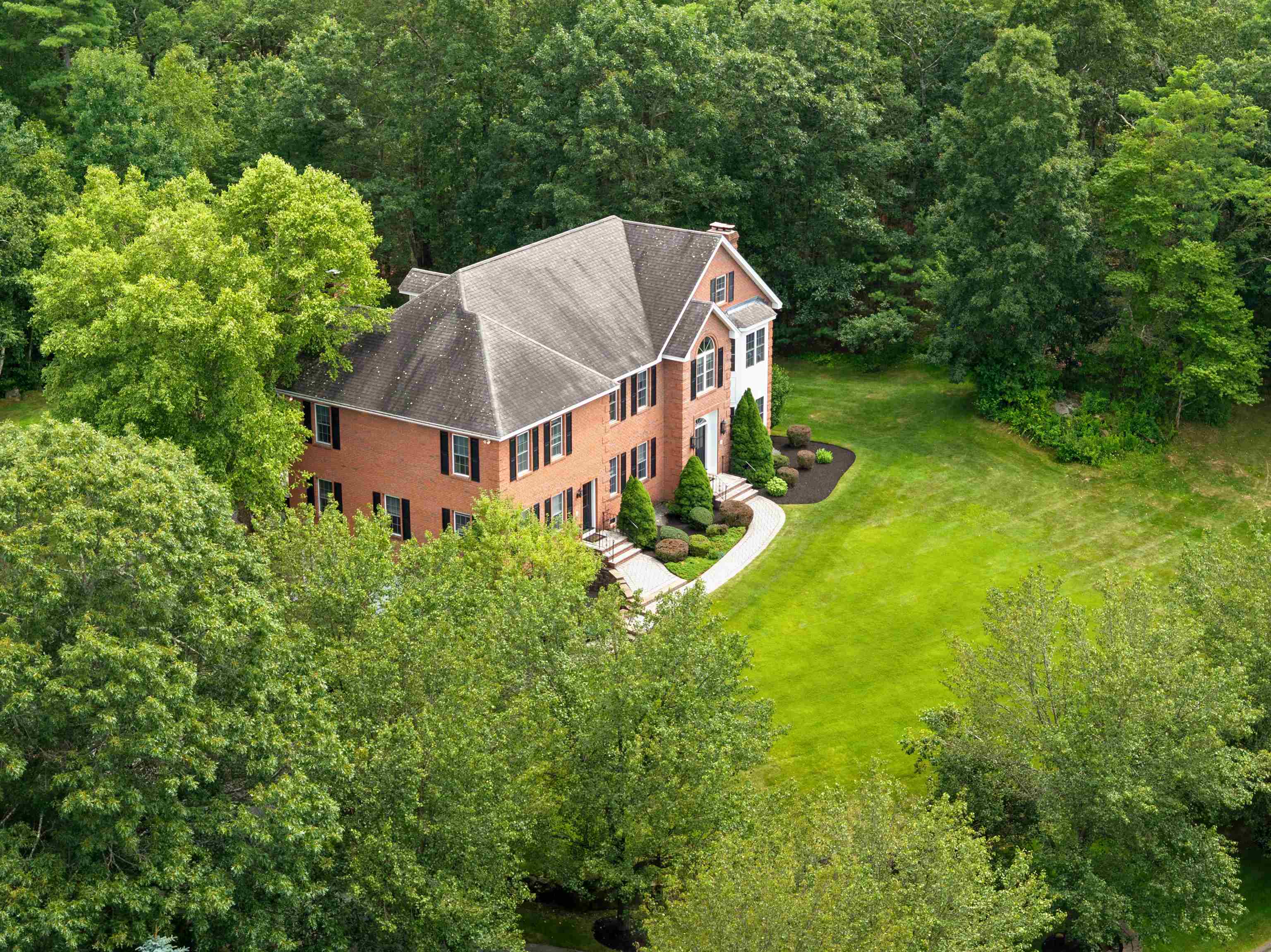 8 Arcadia Lane