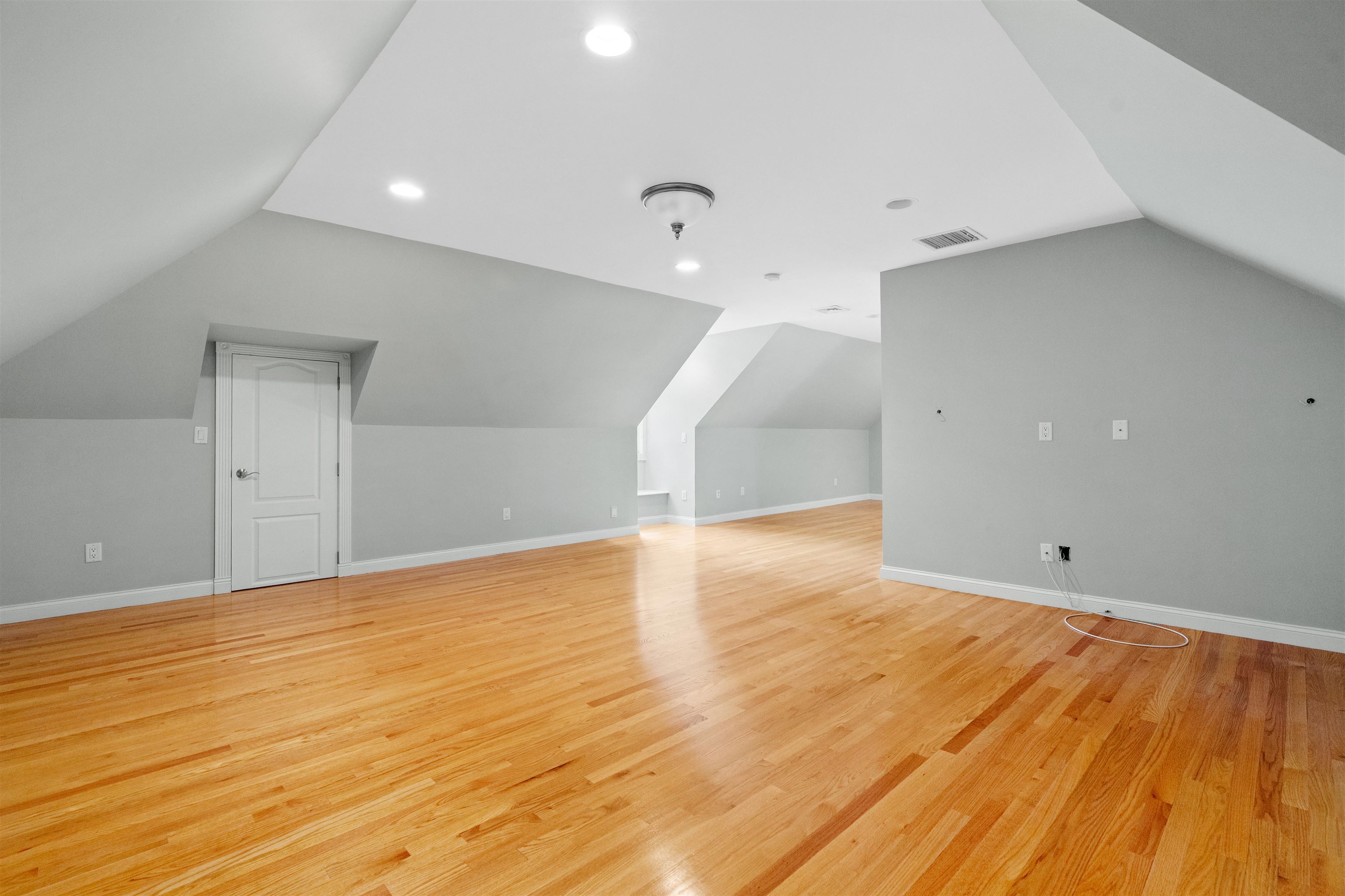 8 Arcadia Lane