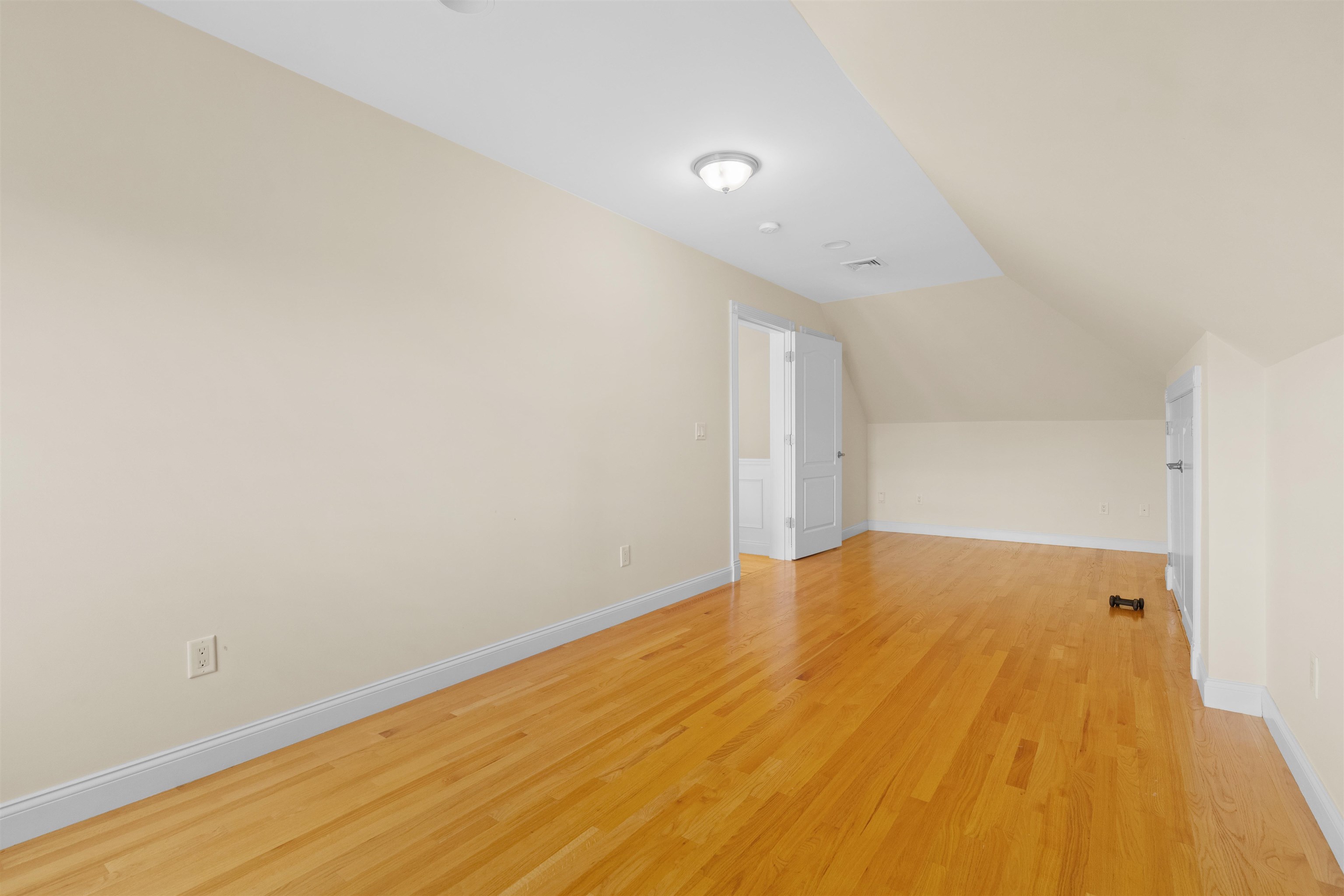8 Arcadia Lane
