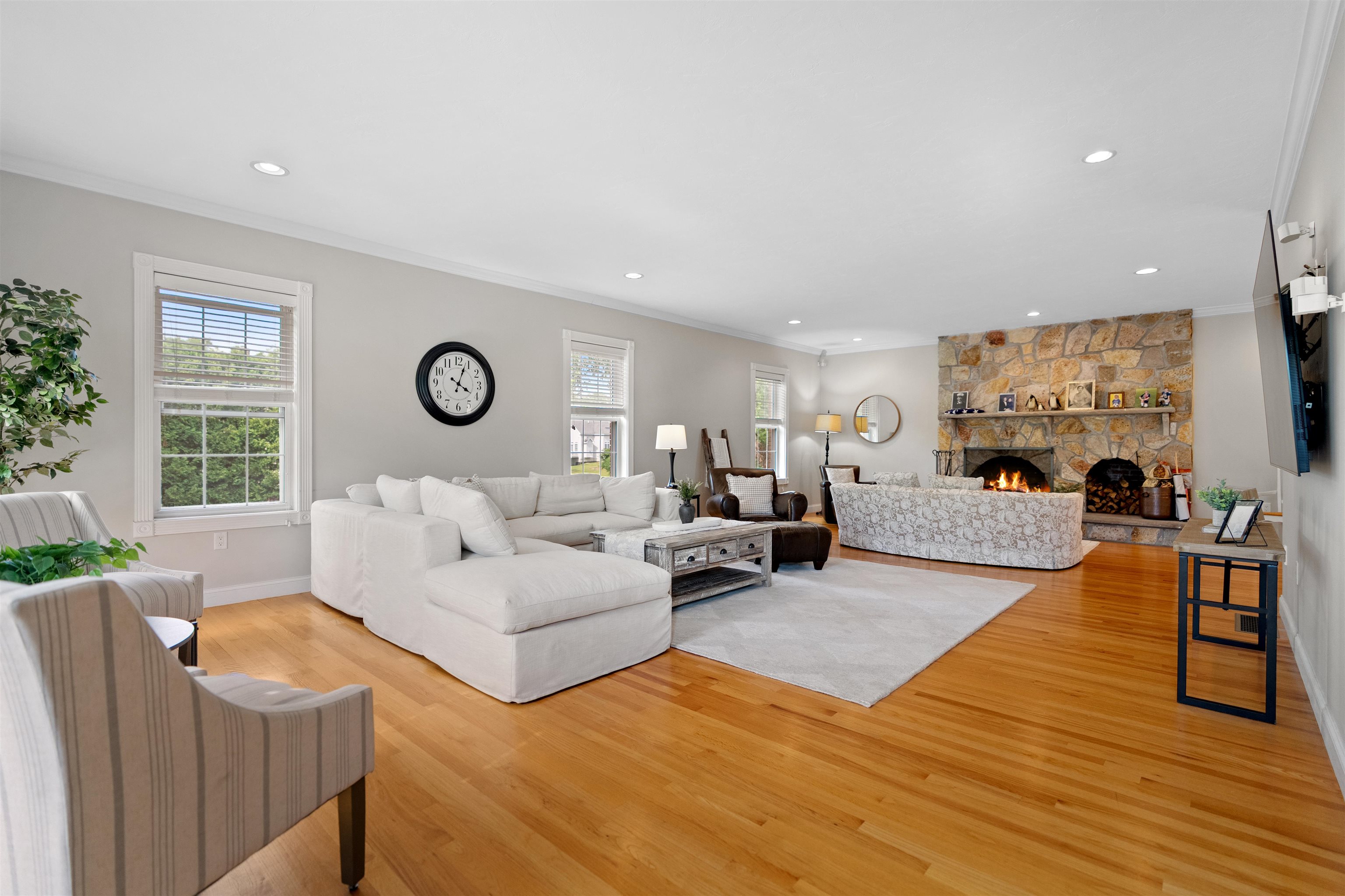 8 Arcadia Lane