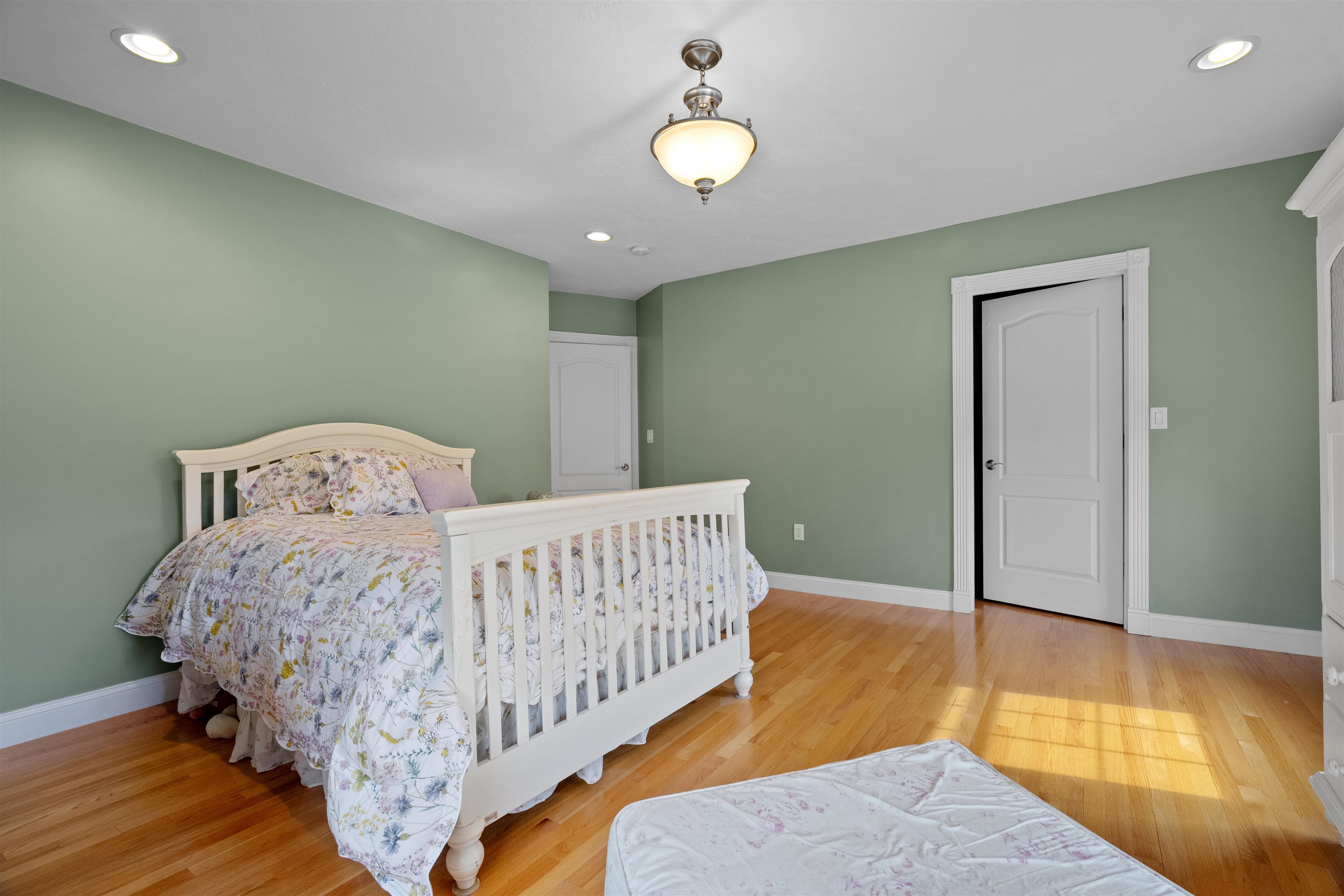 8 Arcadia Lane