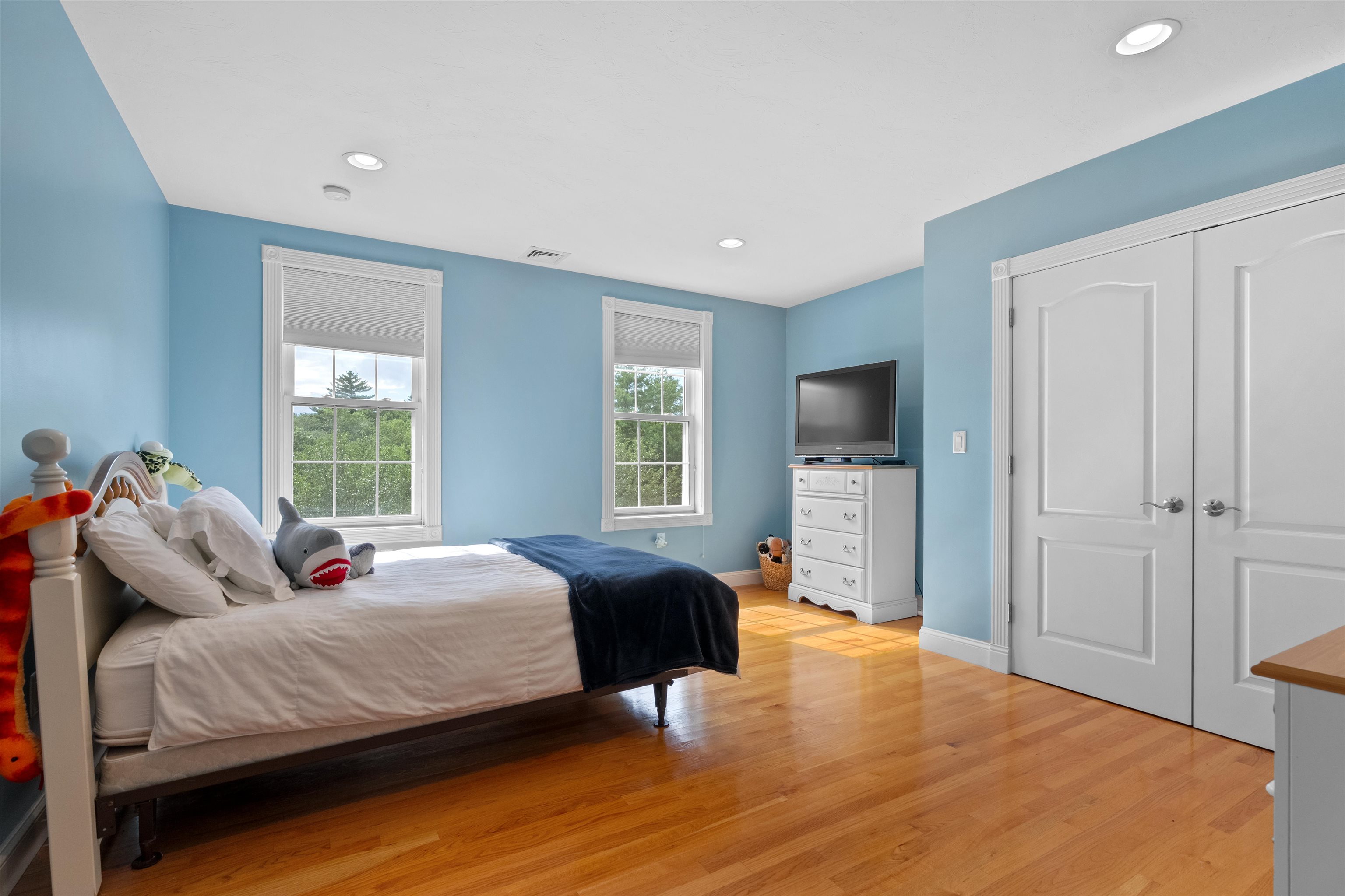 8 Arcadia Lane
