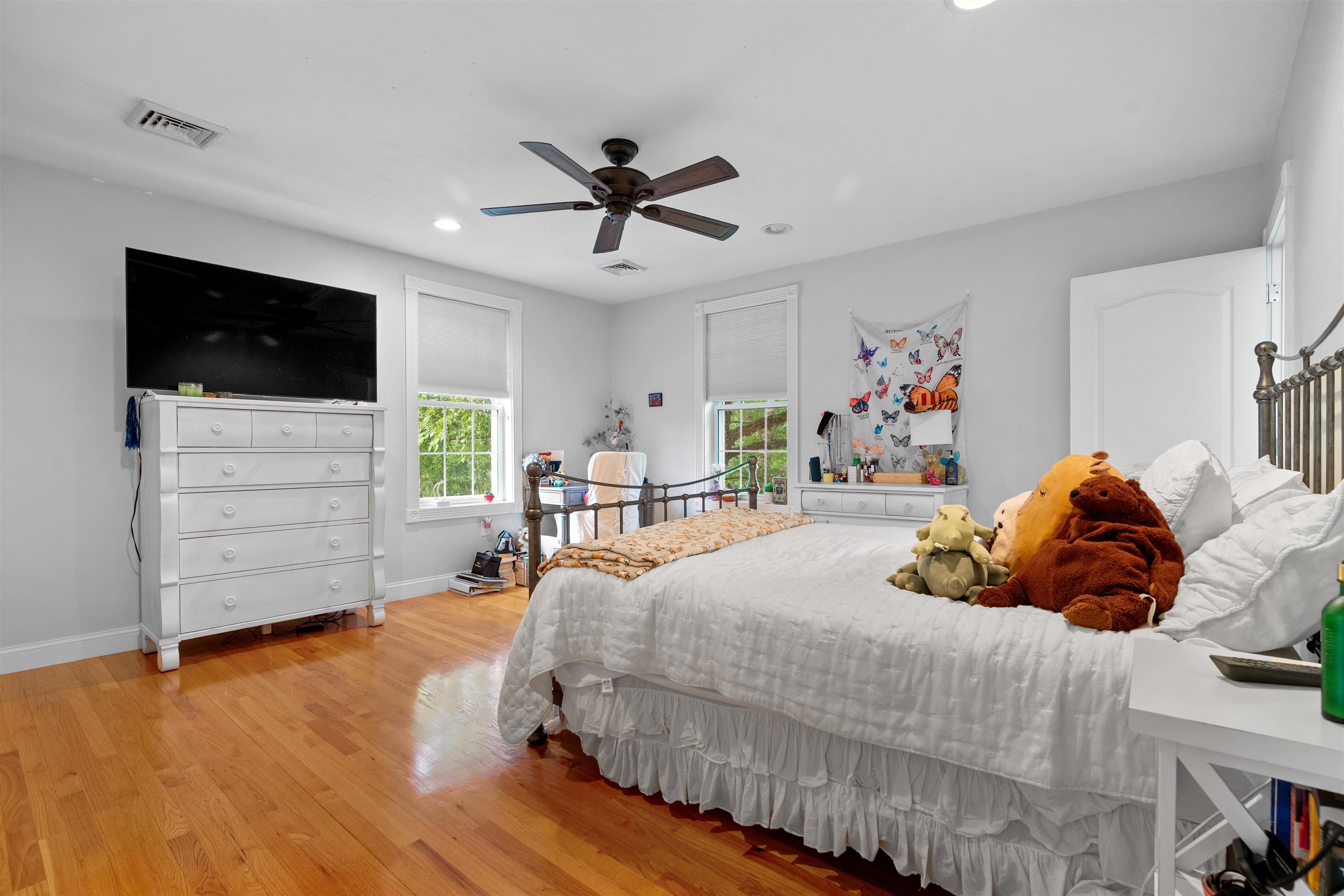 8 Arcadia Lane