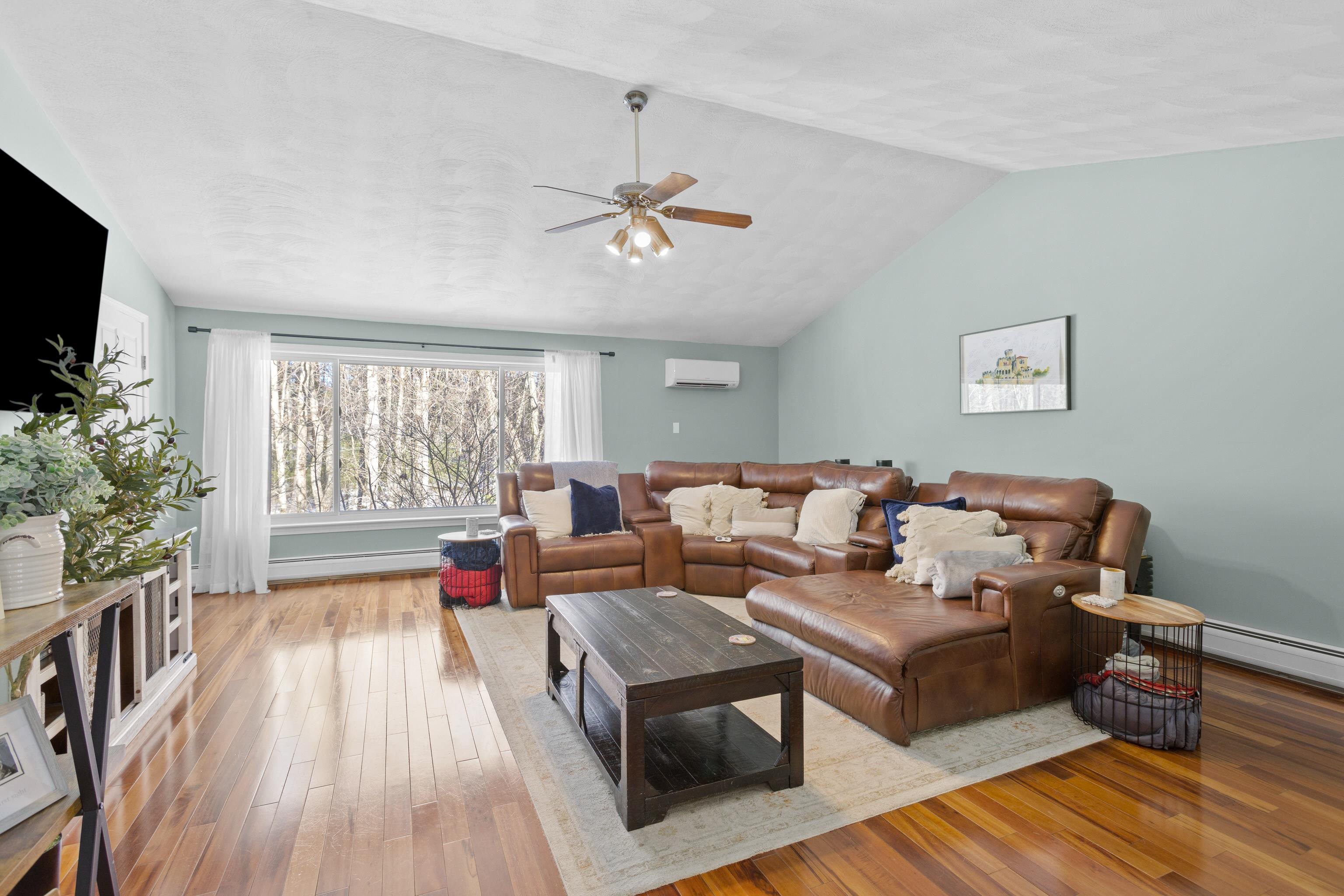 35 Stanley Brook Drive