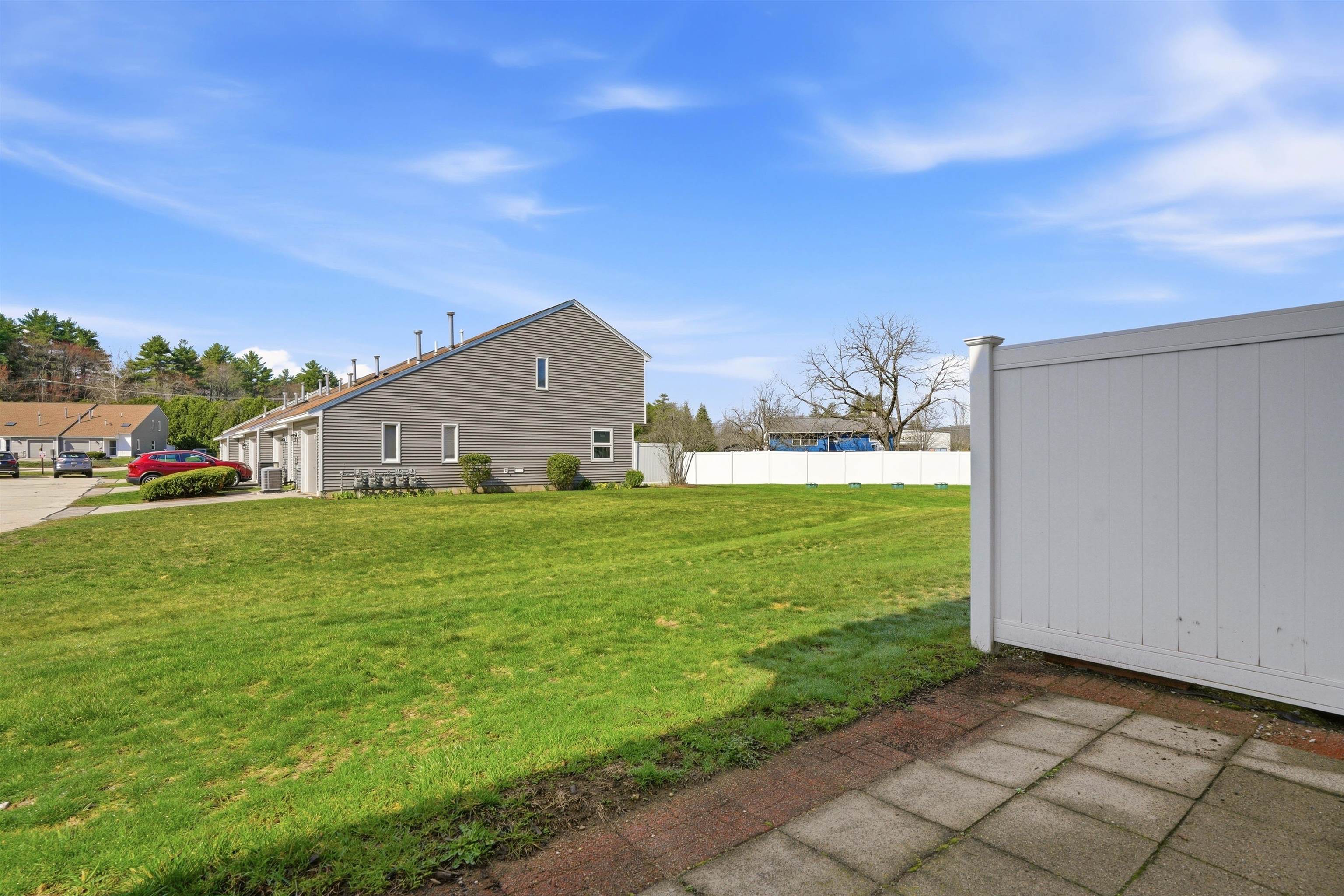 344 Elm Street Unit: 28