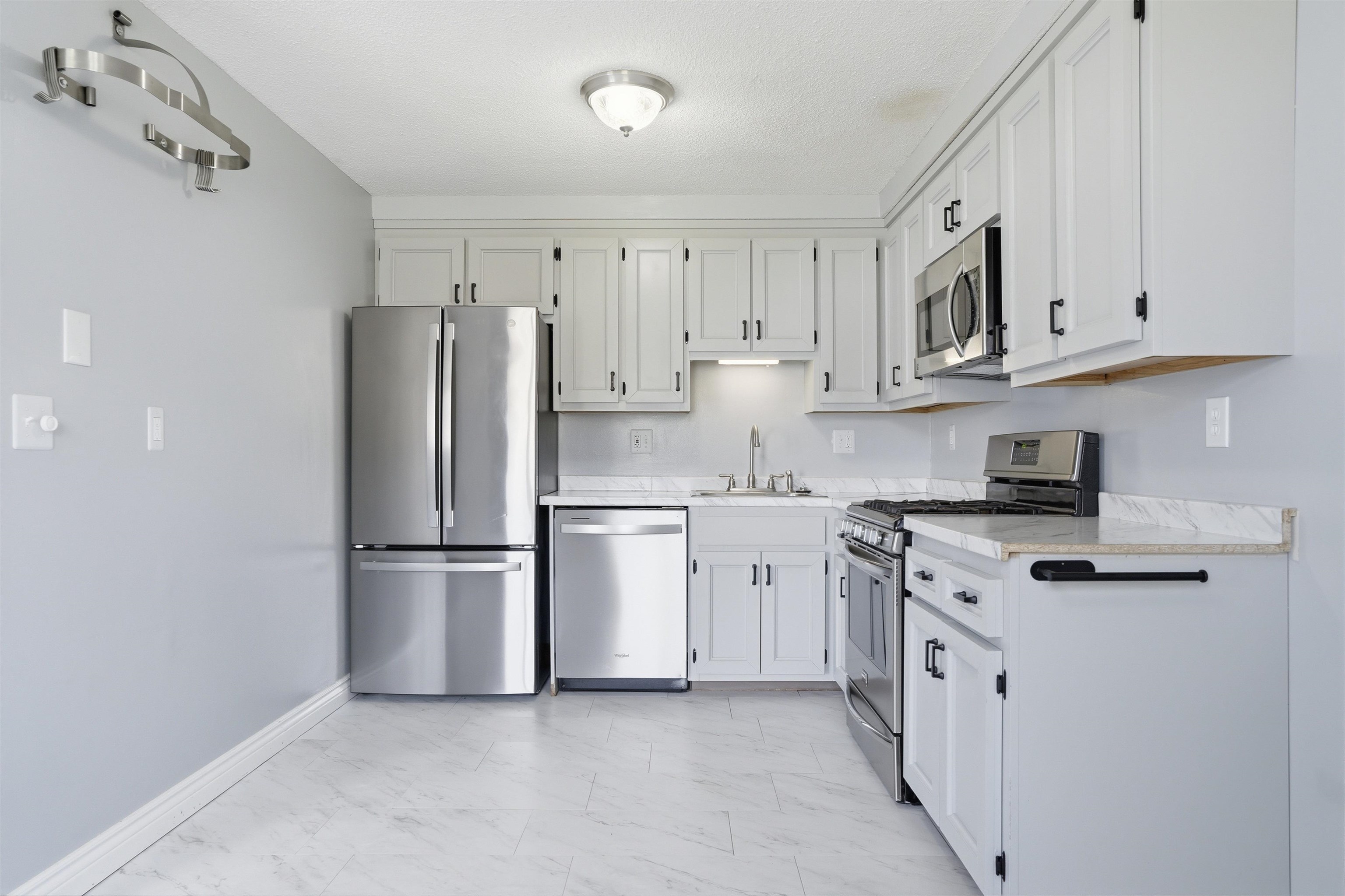 344 Elm Street Unit: 28