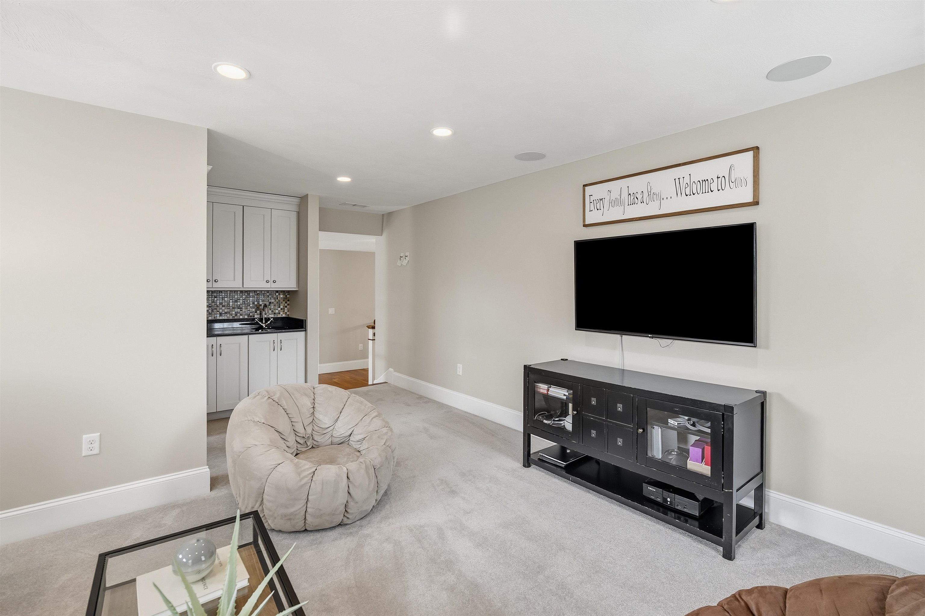 5 Ryan Farm Road