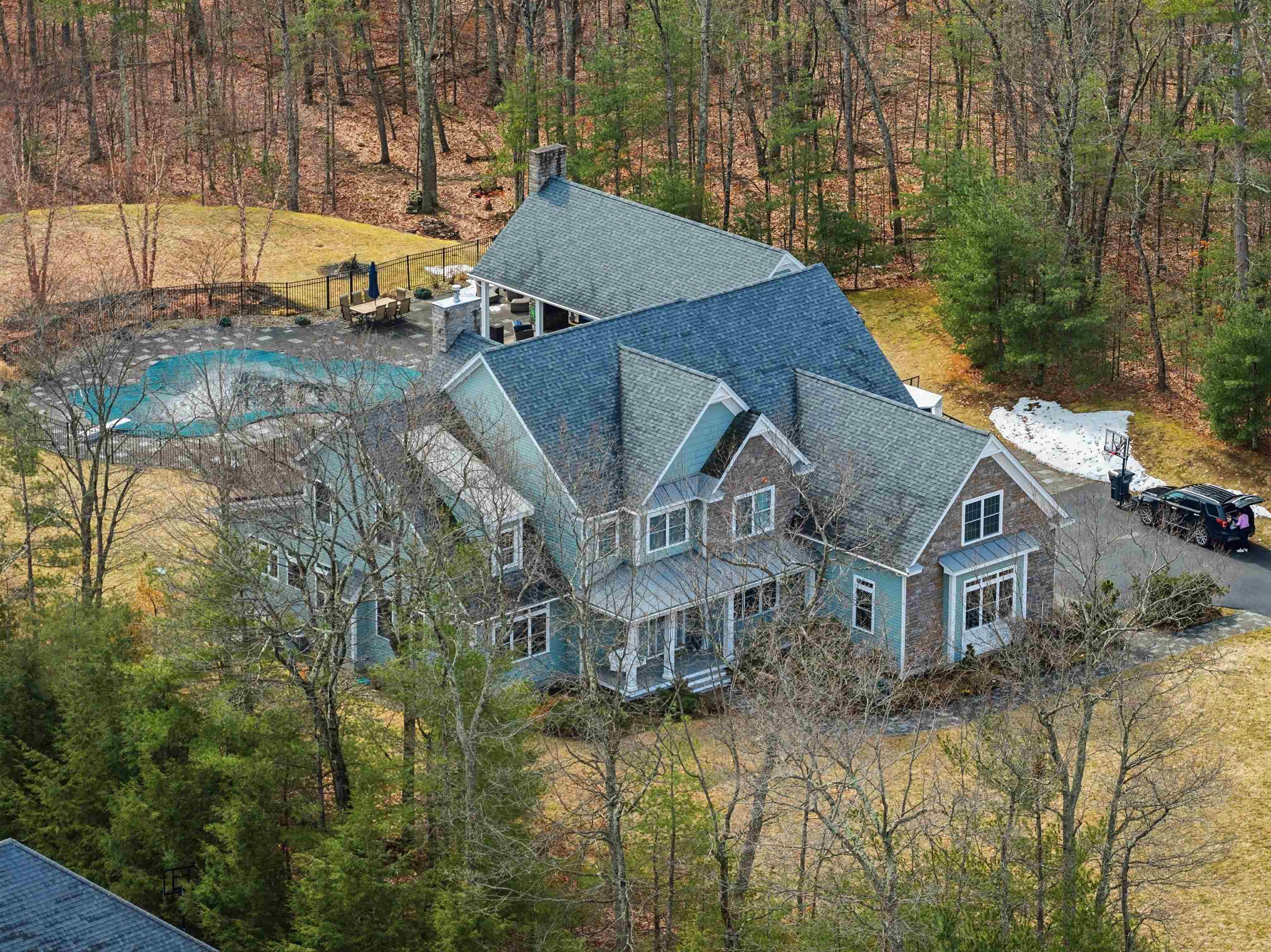 5 Ryan Farm Road