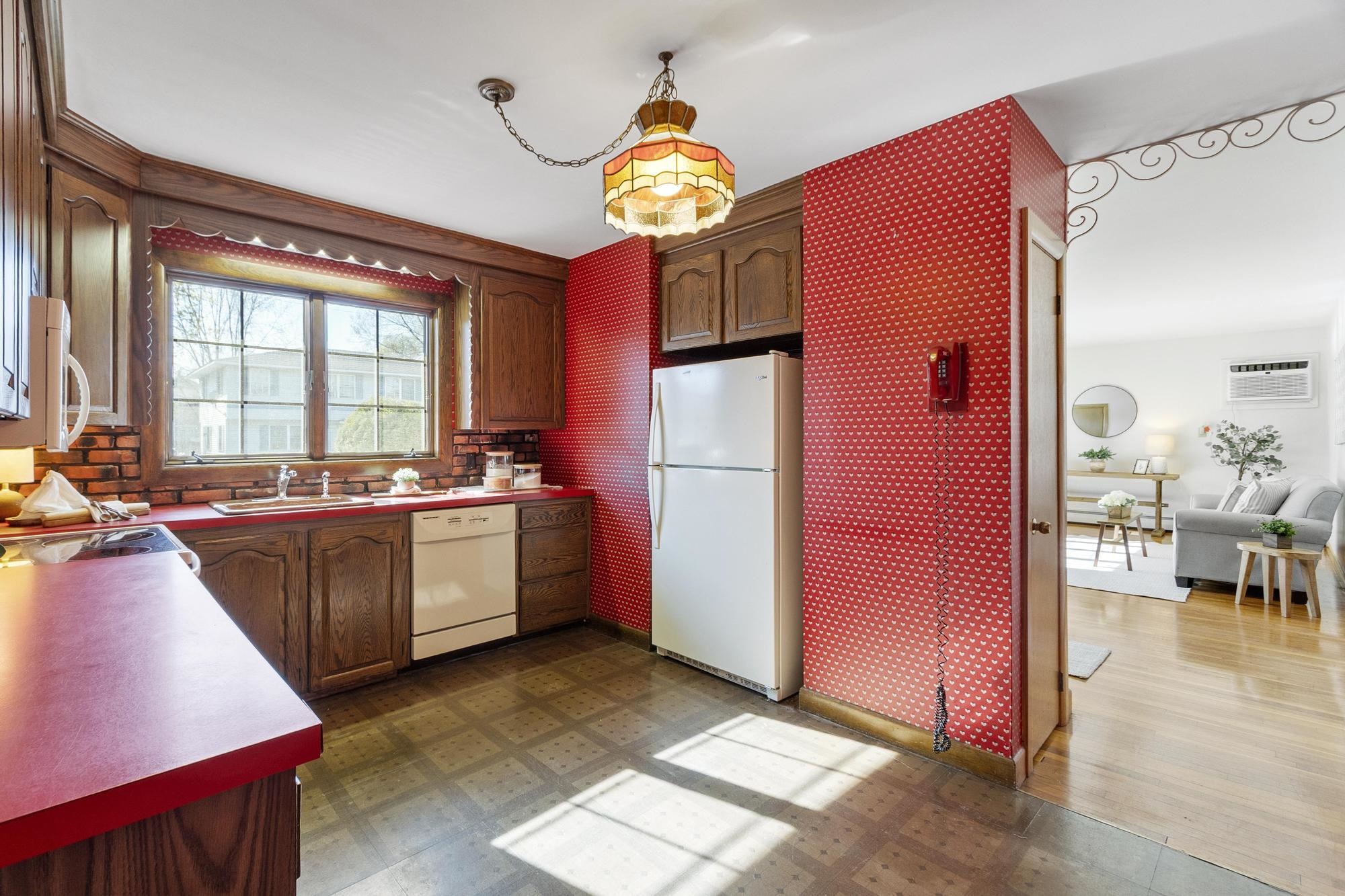 289 Fremont Street