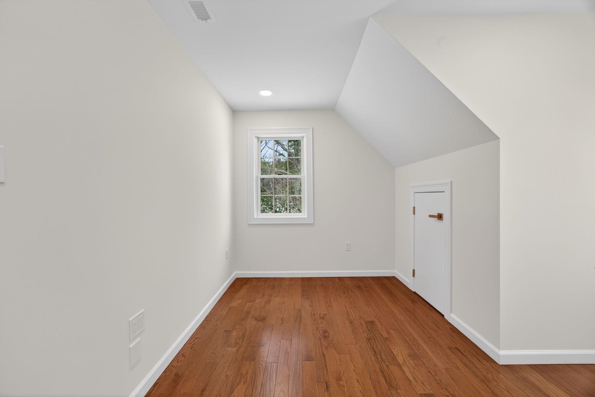 166 Londonderry Road