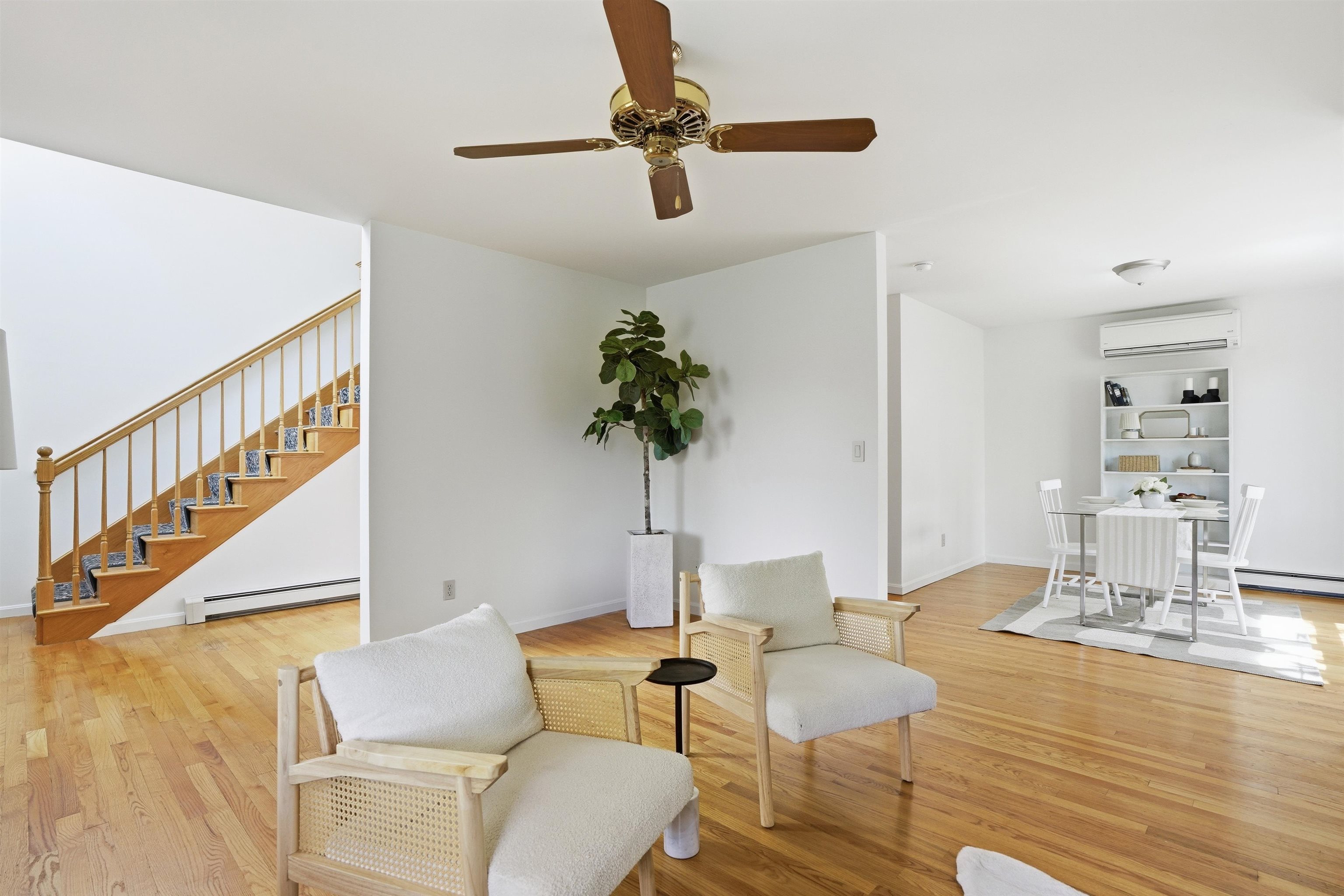 5 Van Buren Circle