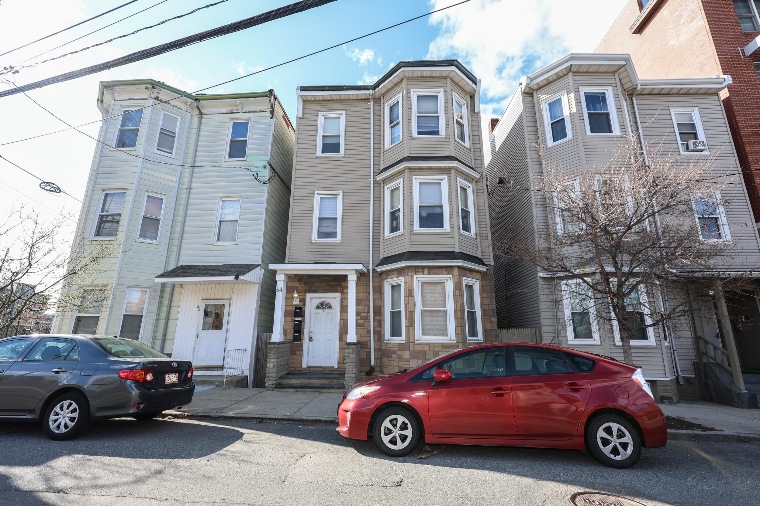 64 Bremen Street