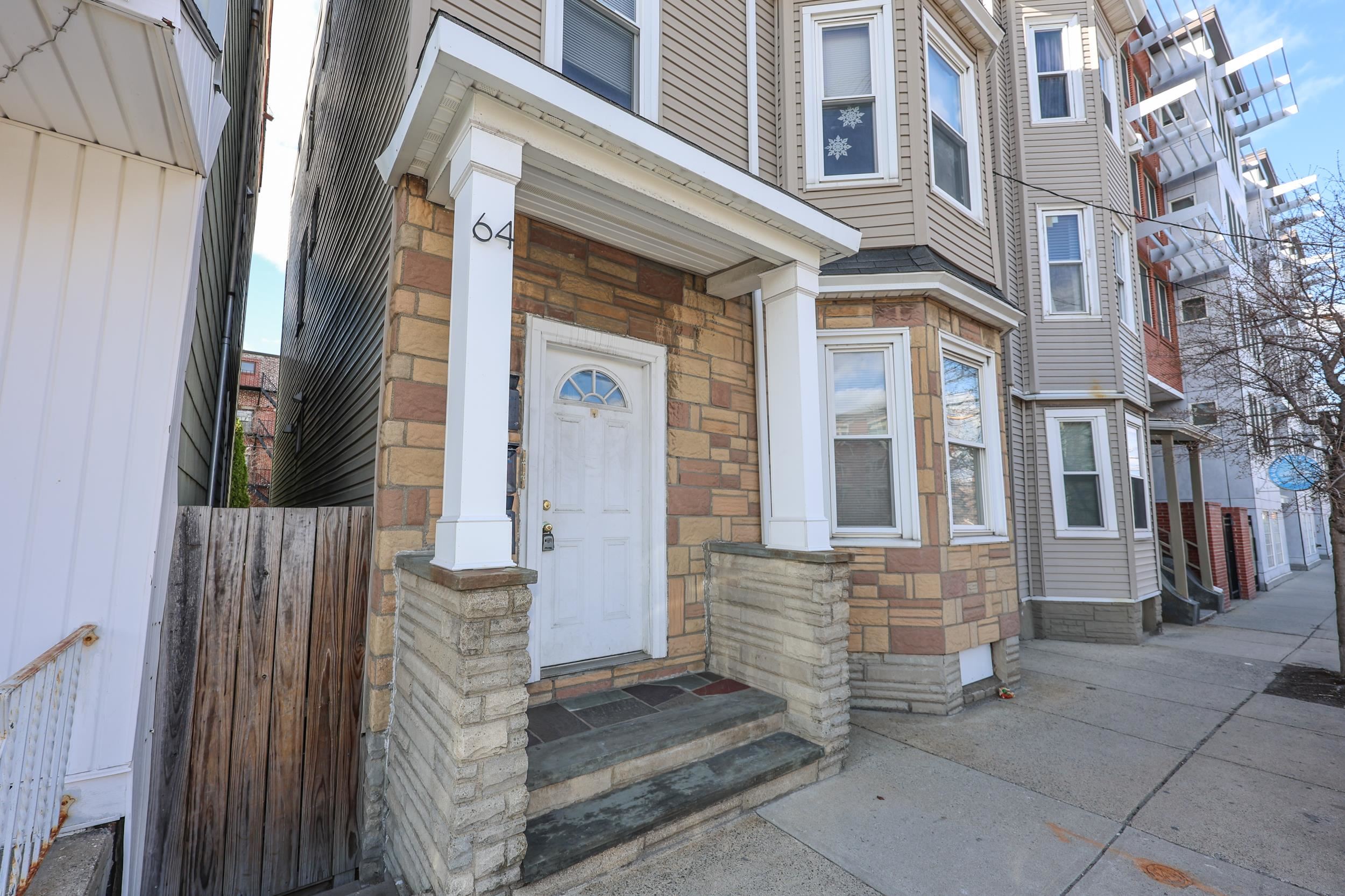 64 Bremen Street