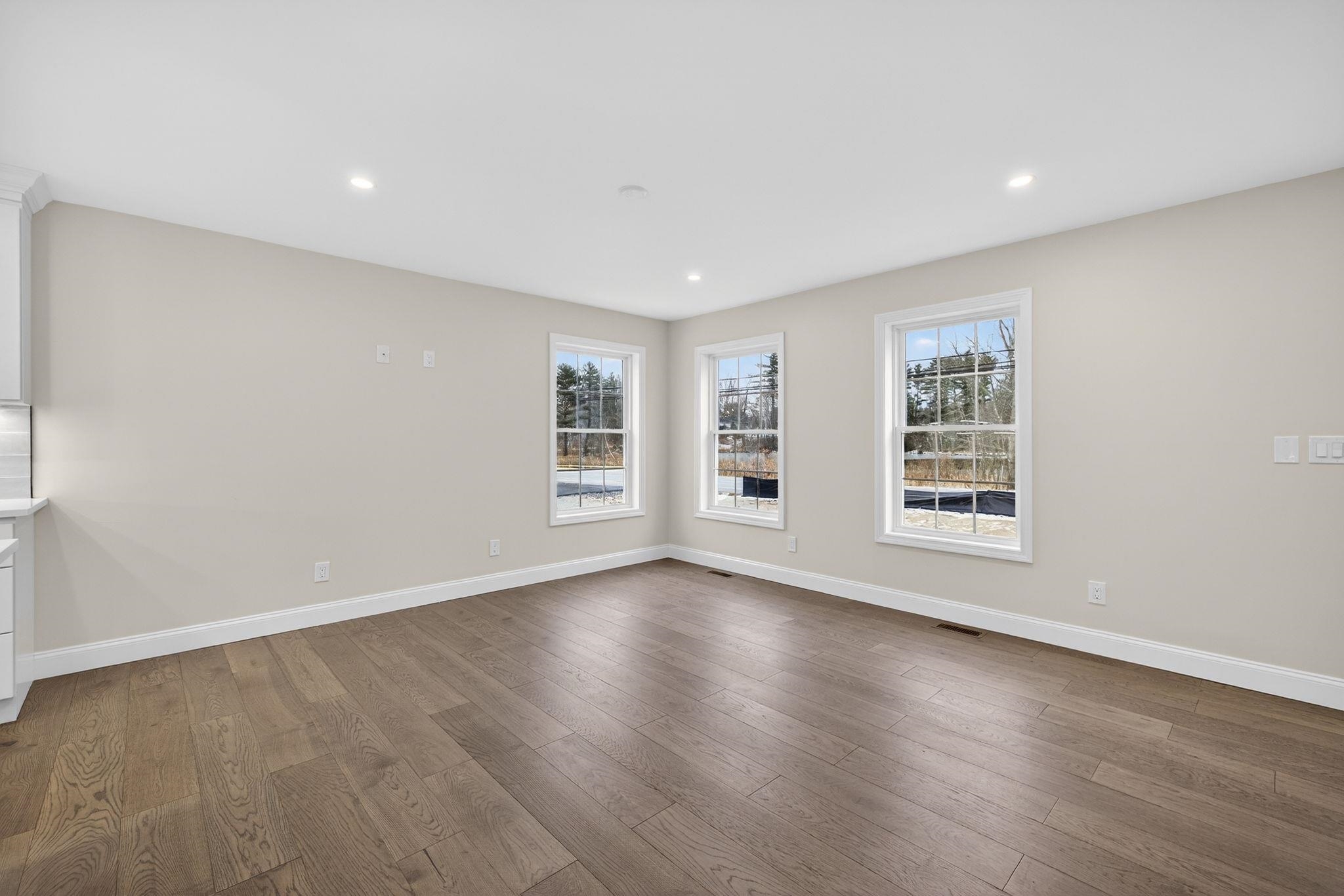 335 Raymond Road