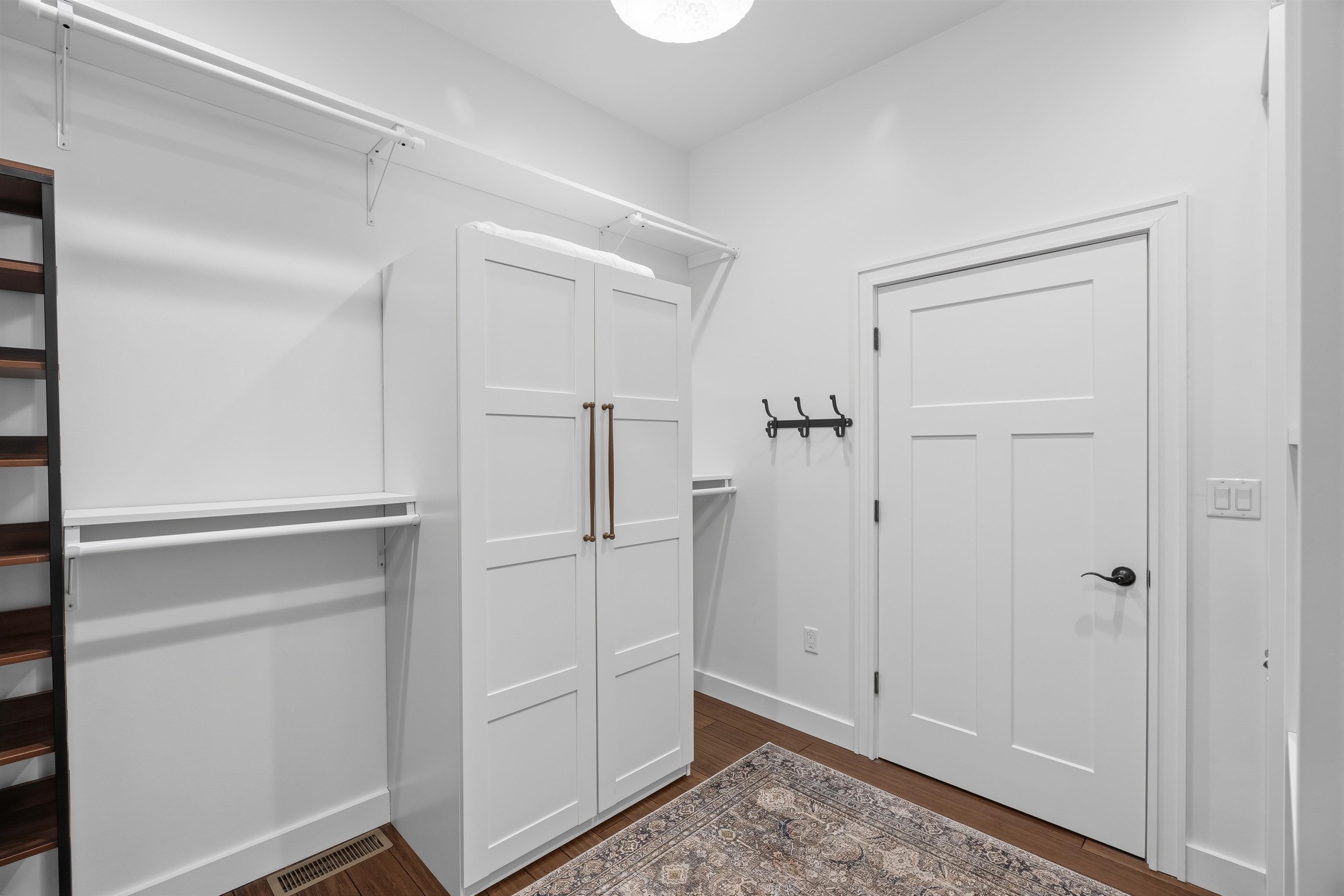 158 Pinecrest Road