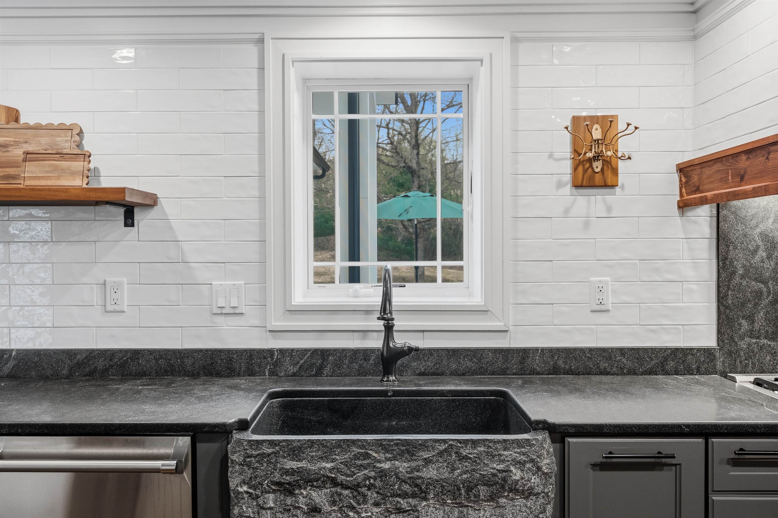 158 Pinecrest Road