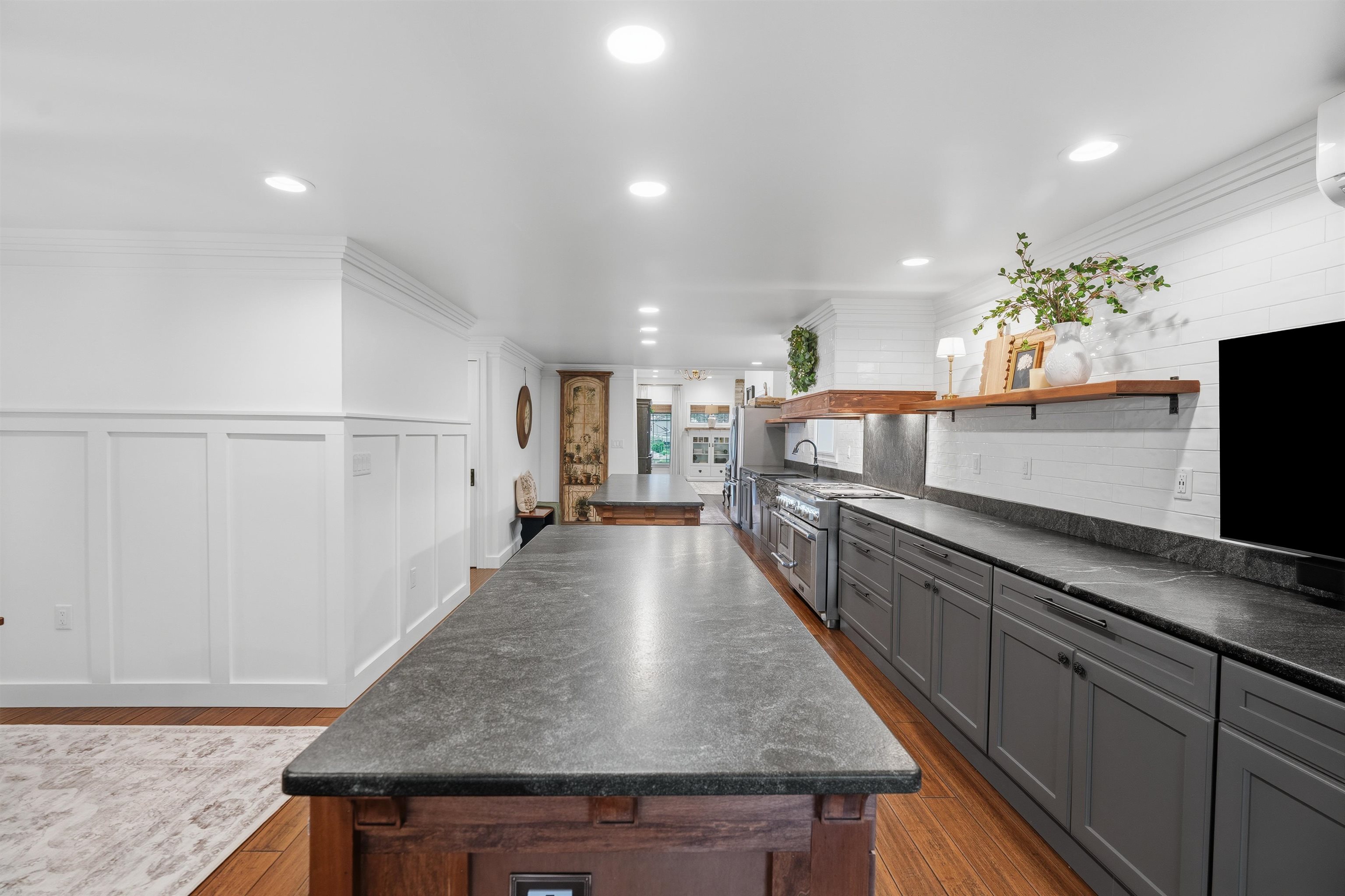 158 Pinecrest Road