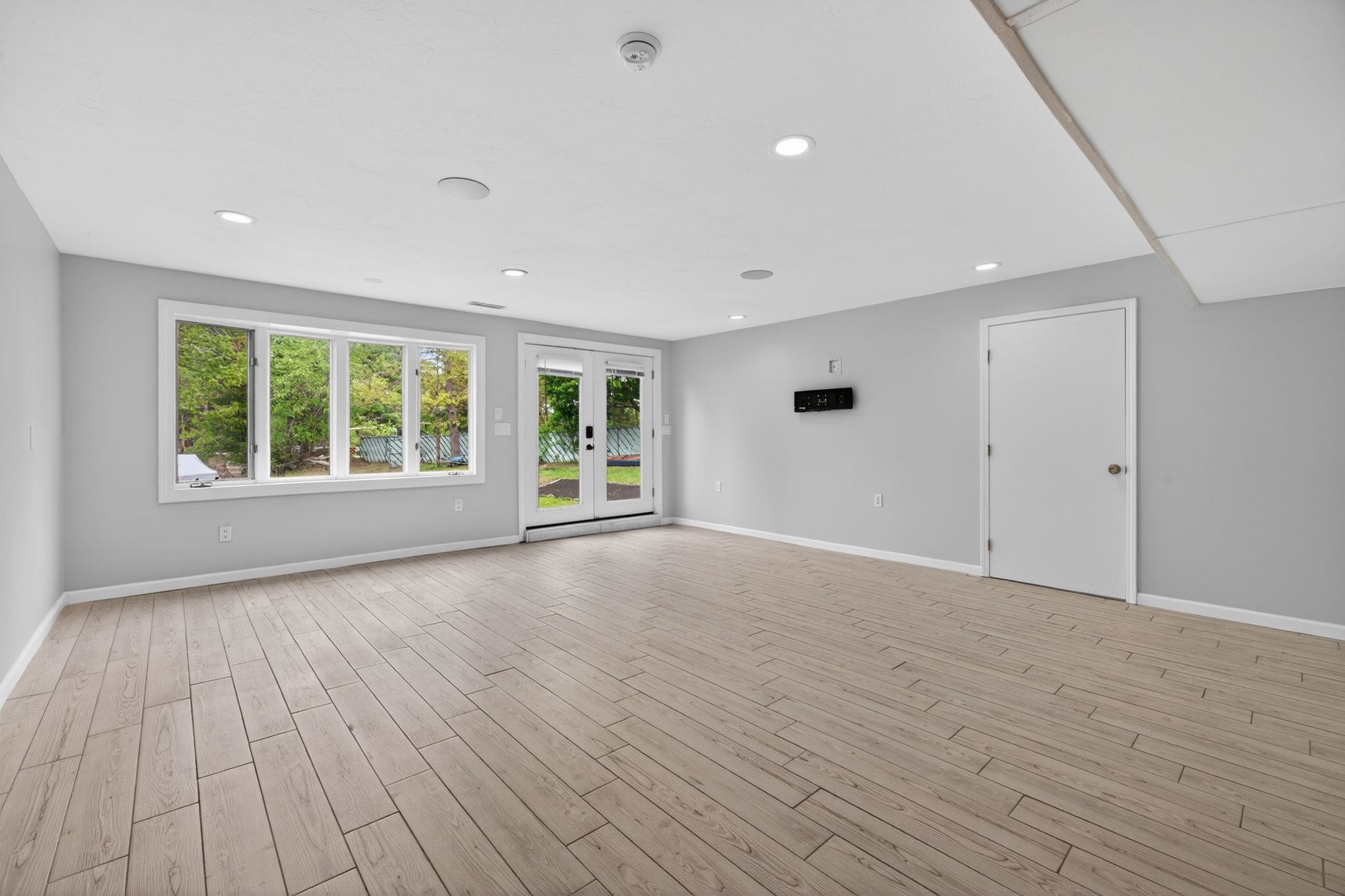 23 Cove Road
