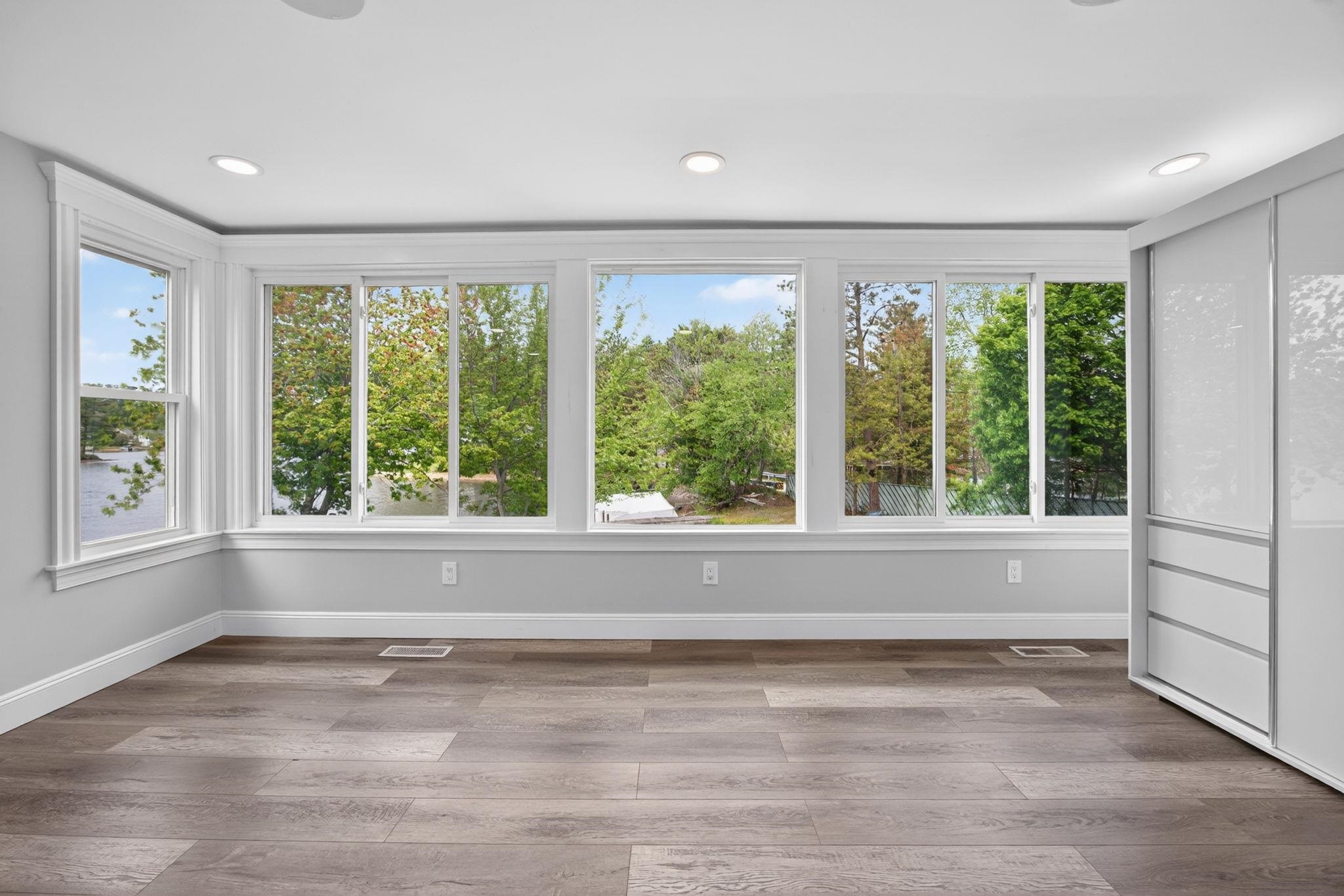 23 Cove Road