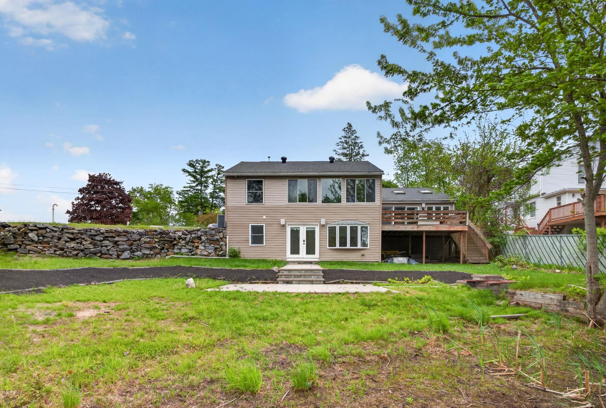 23 Cove Road