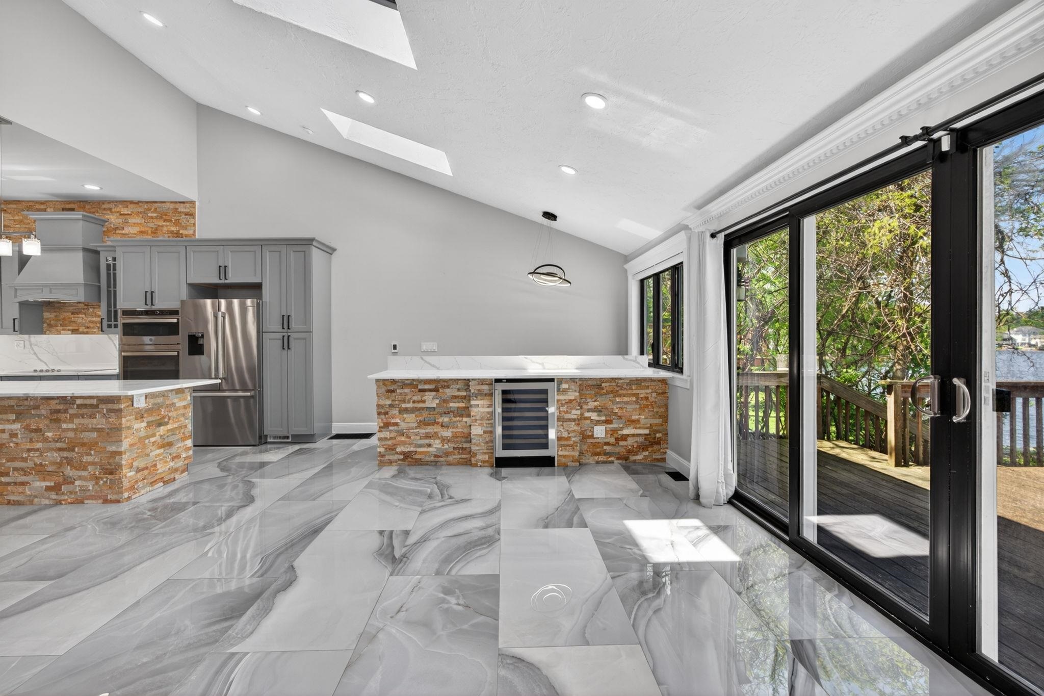 23 Cove Road