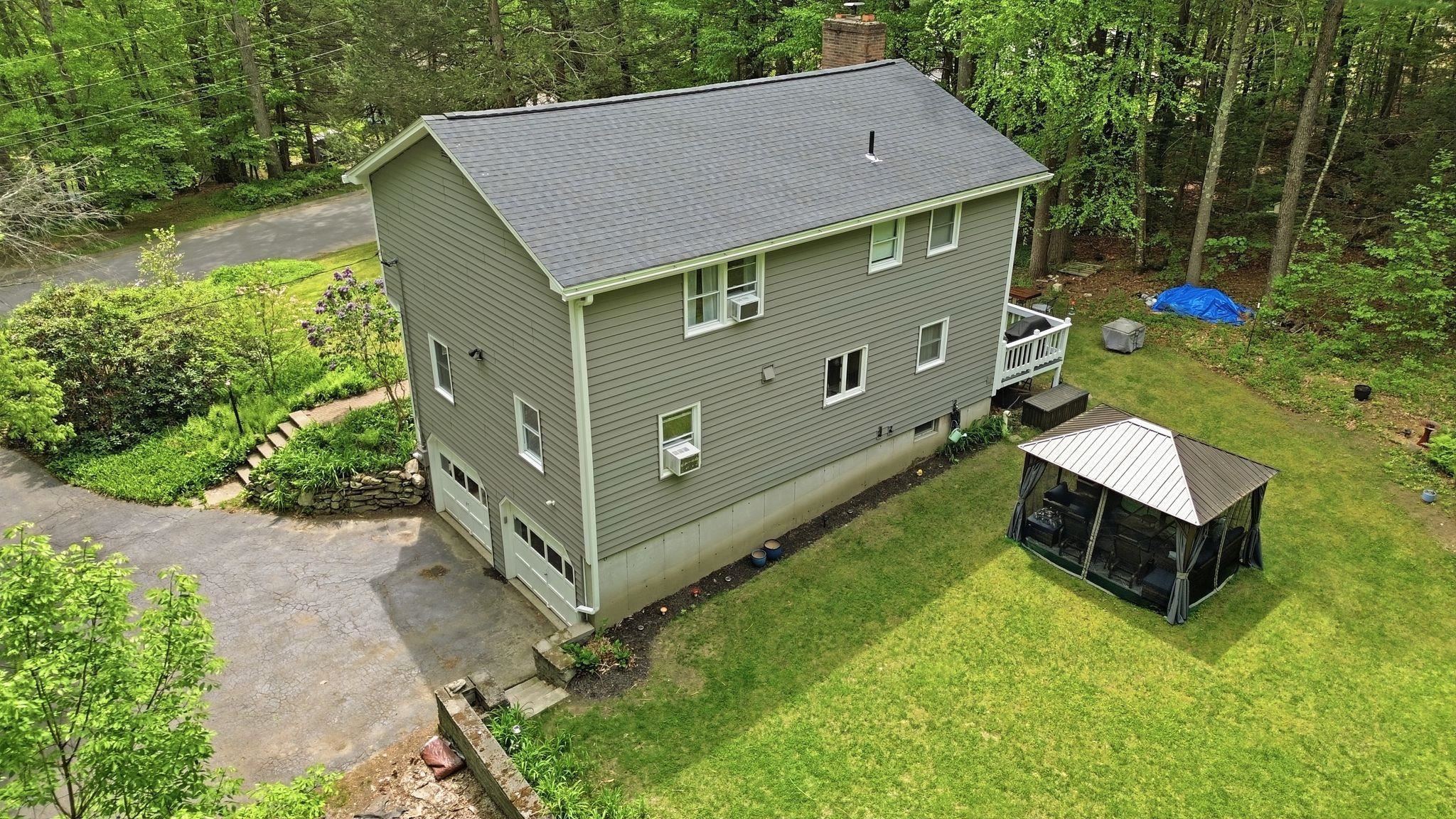 7 Hampshire Drive