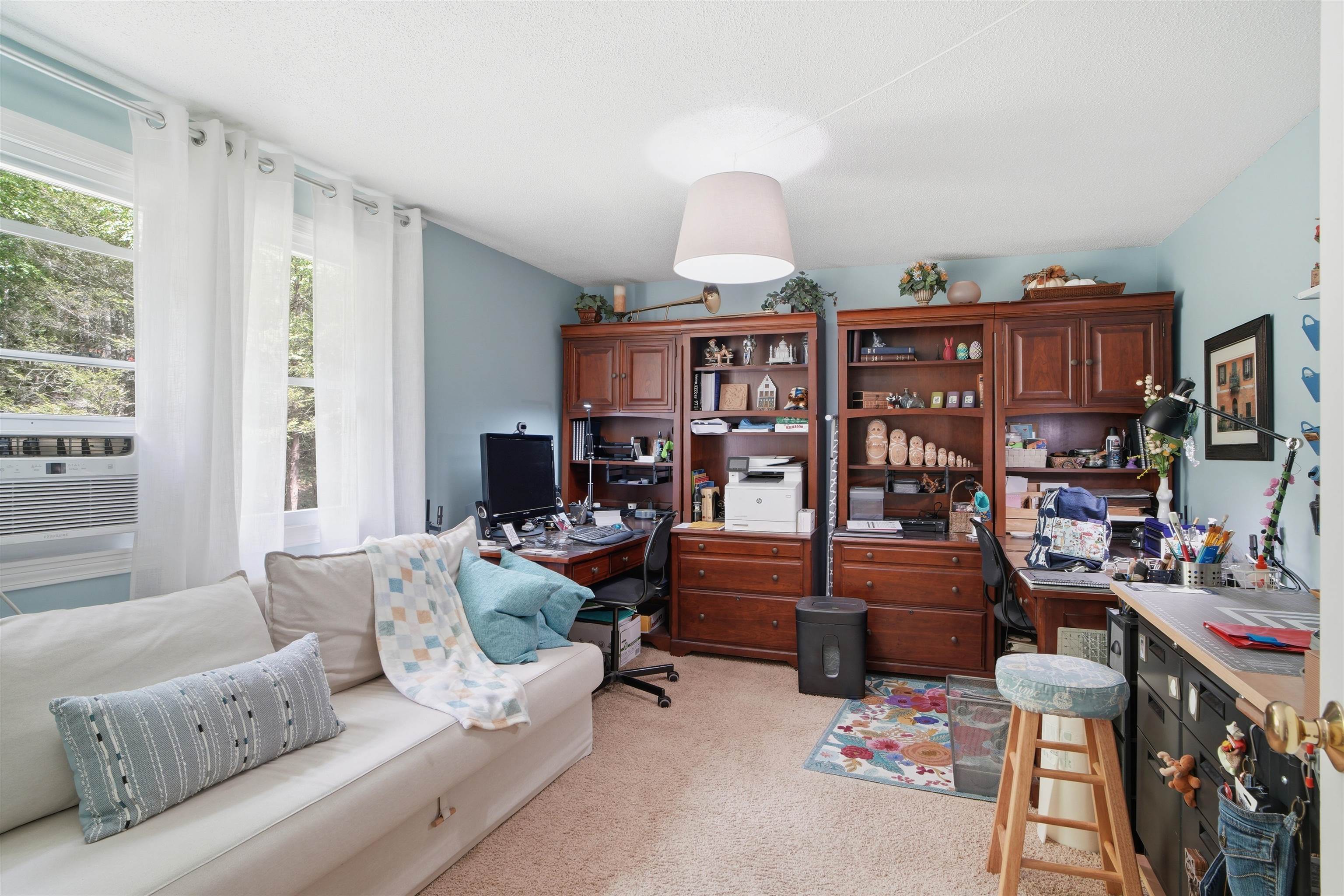 7 Hampshire Drive