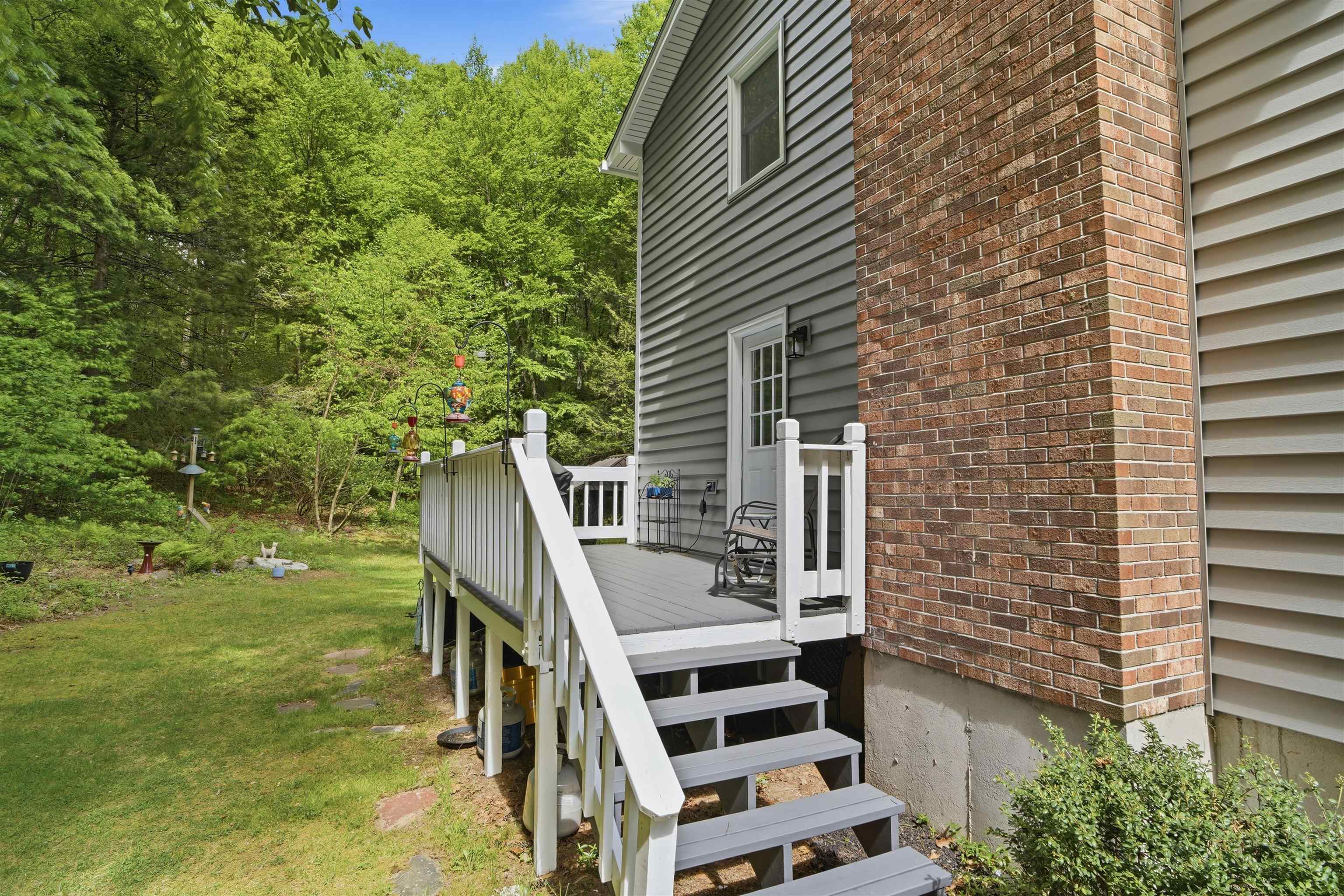 7 Hampshire Drive