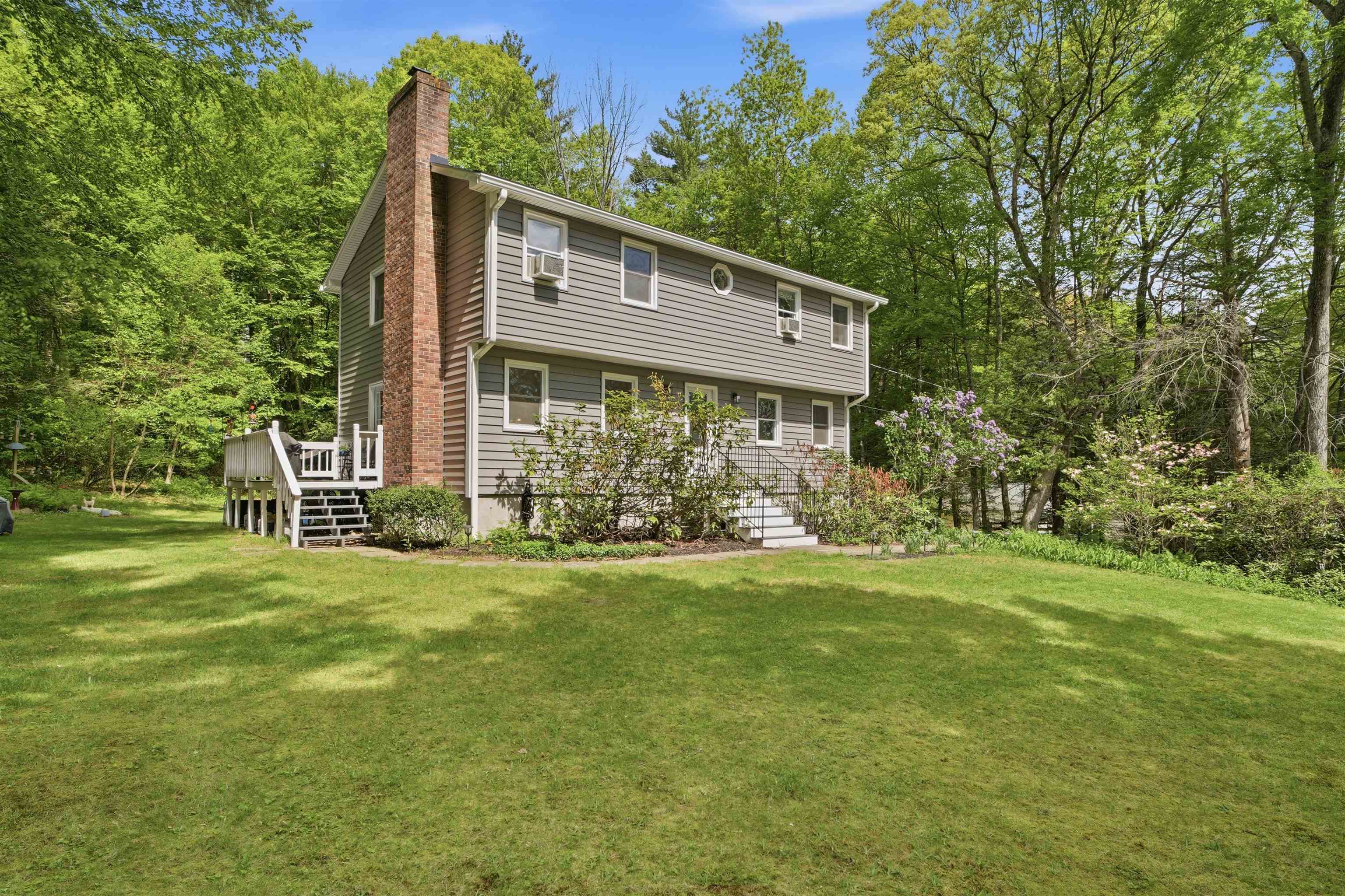 7 Hampshire Drive